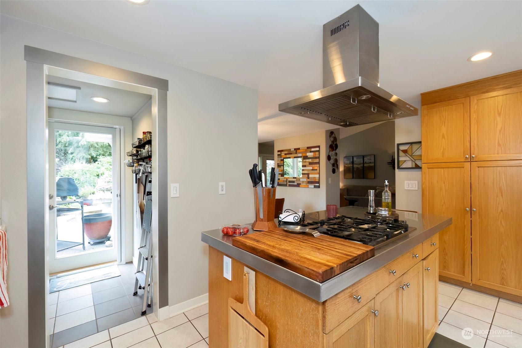 property viewer photo 18