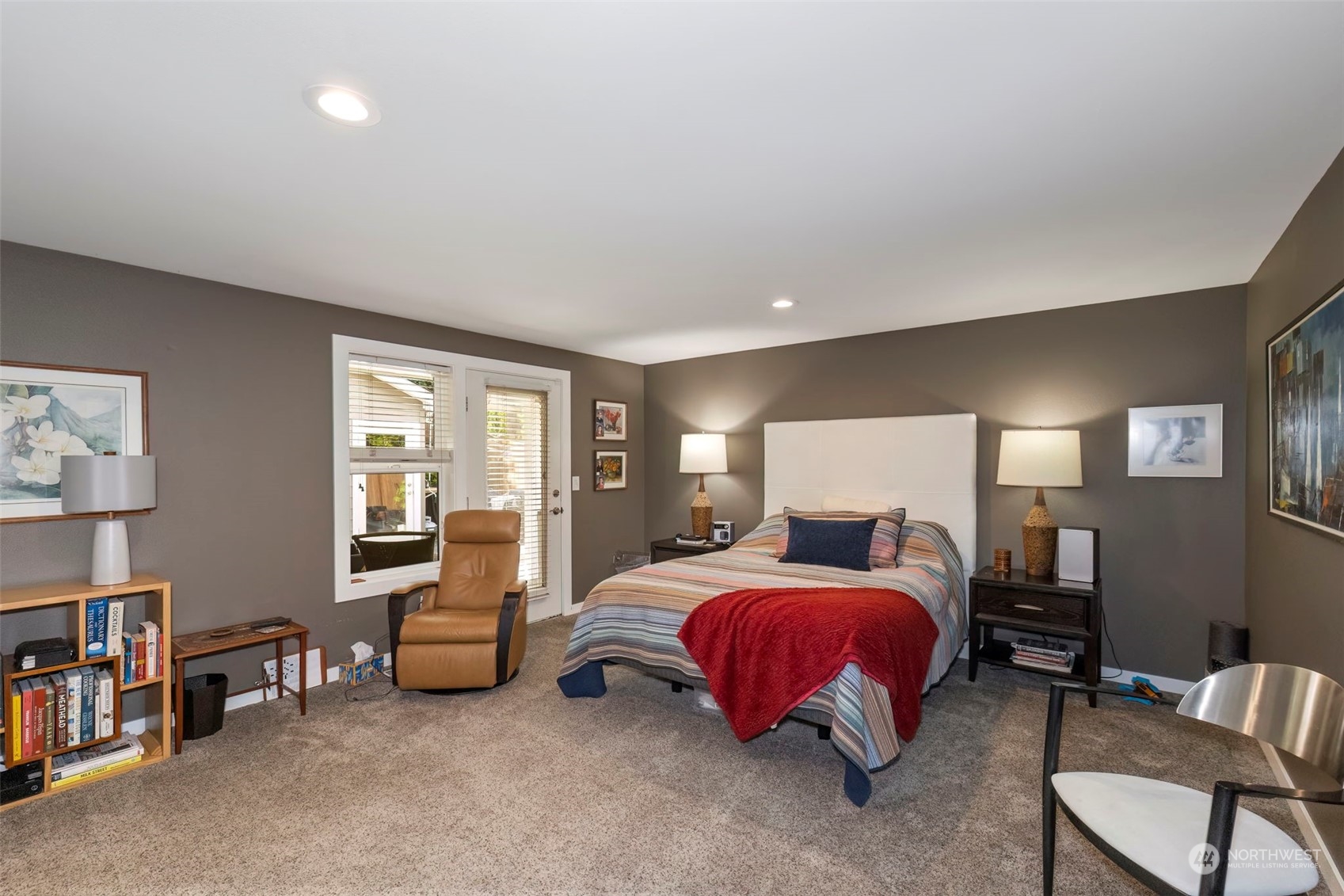 property viewer photo 19