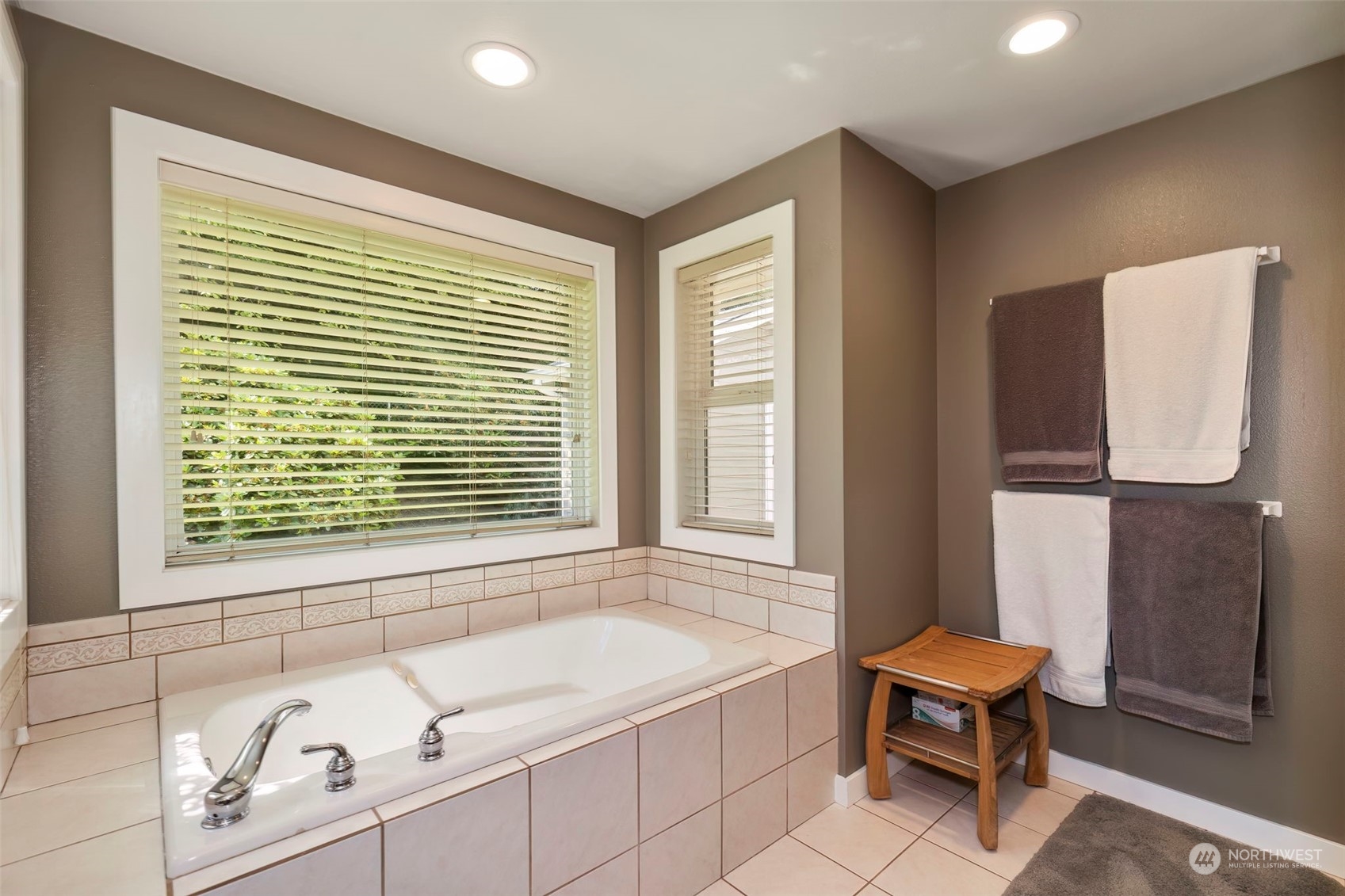property viewer photo 22