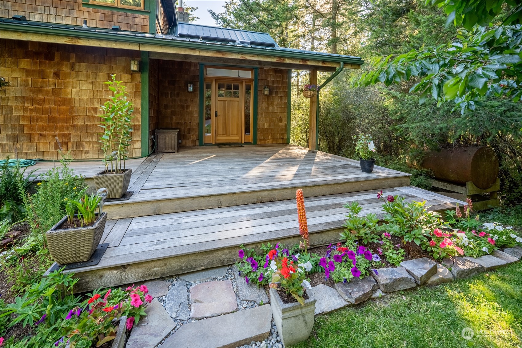 property viewer photo 1