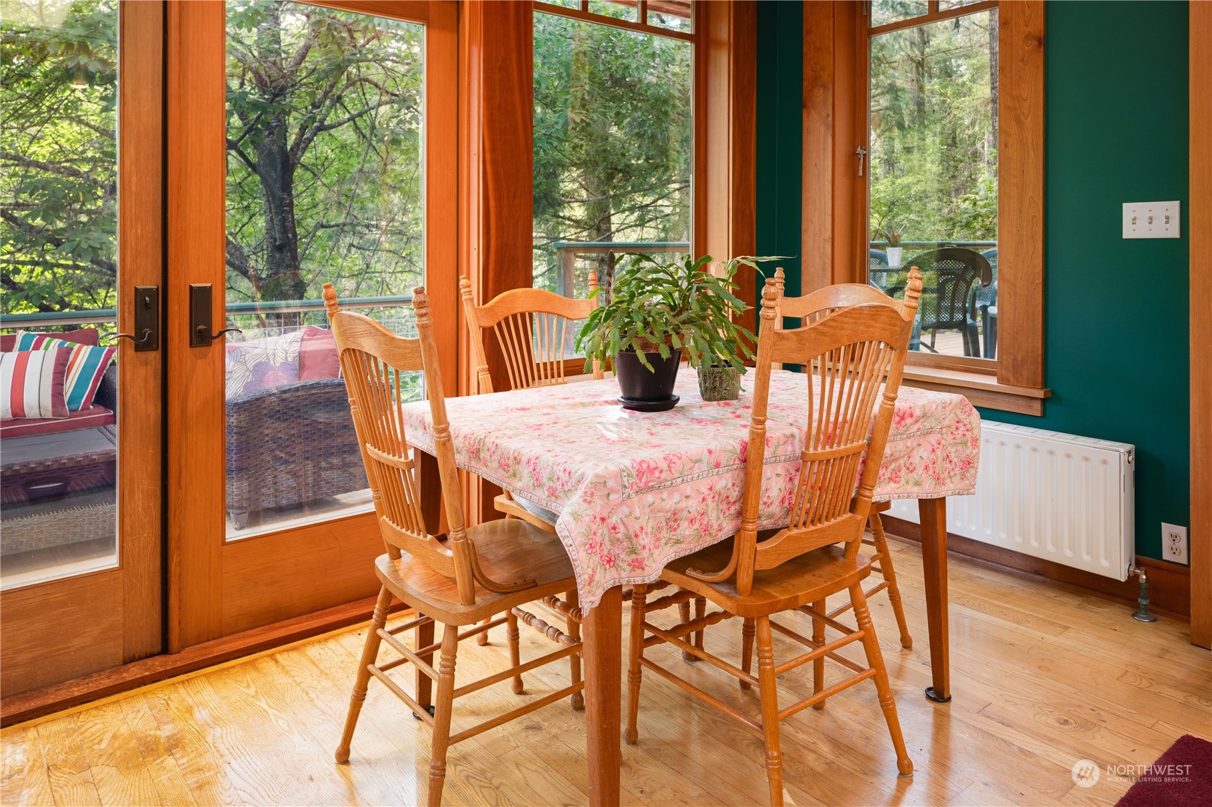 property viewer photo 10