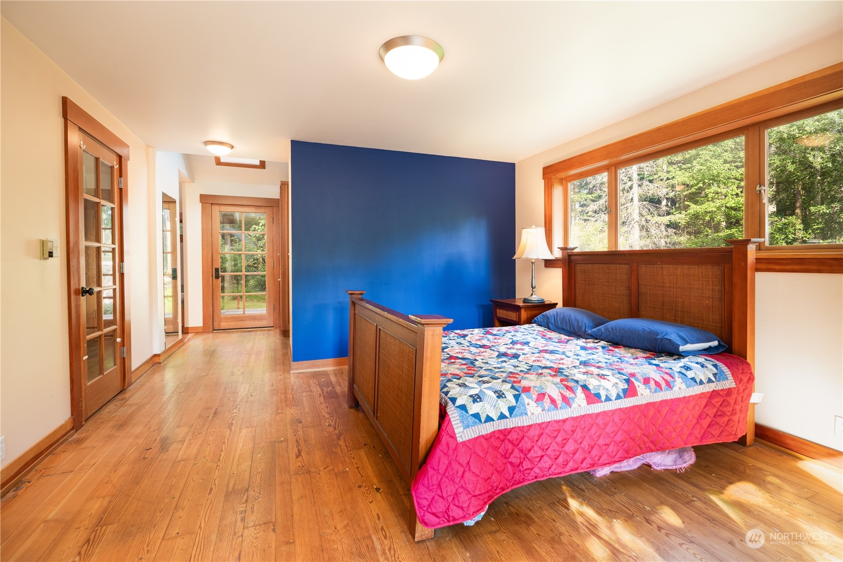 property viewer photo 15
