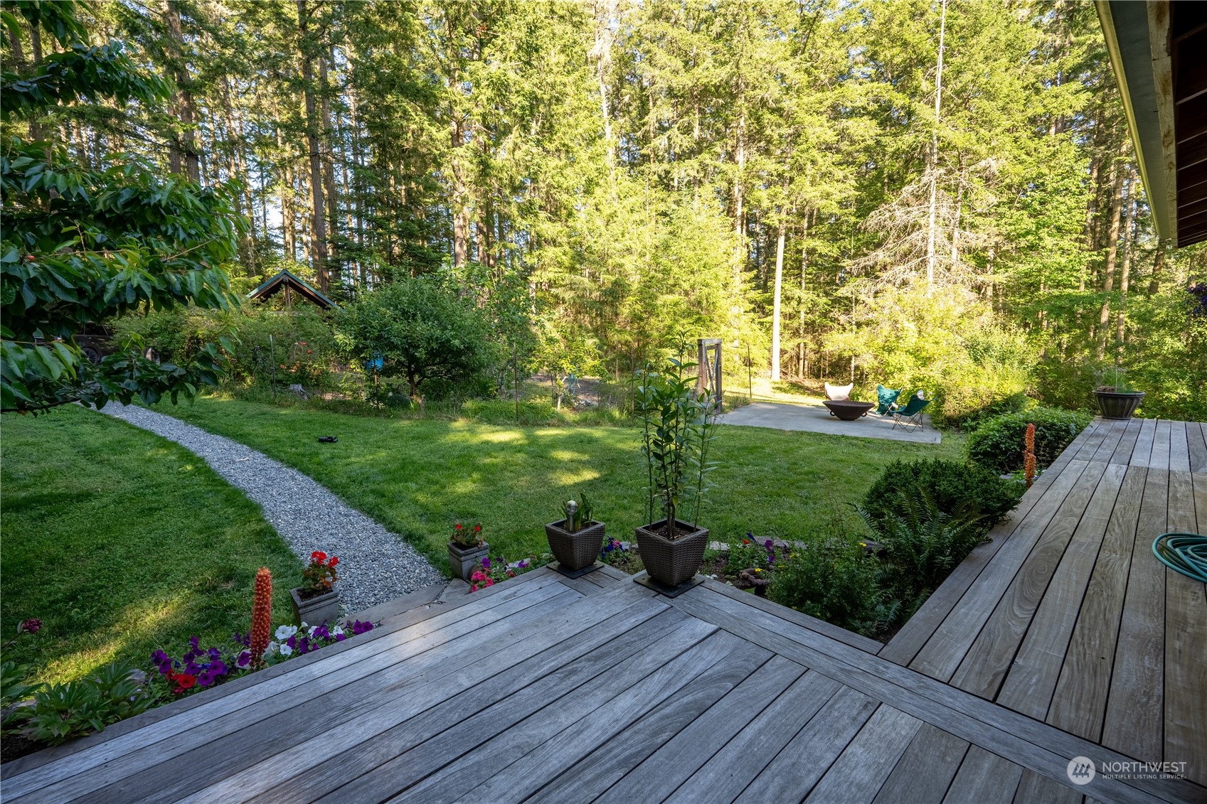 property viewer photo 18