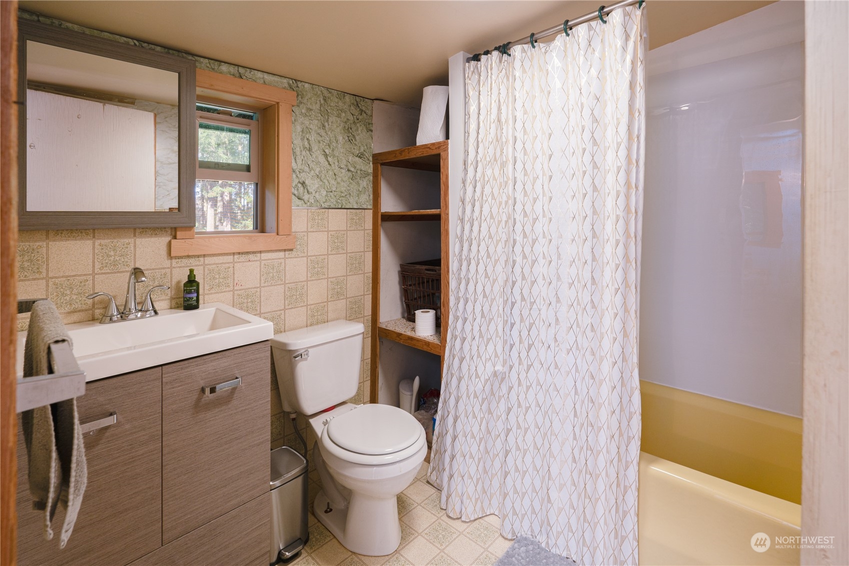 property viewer photo 24