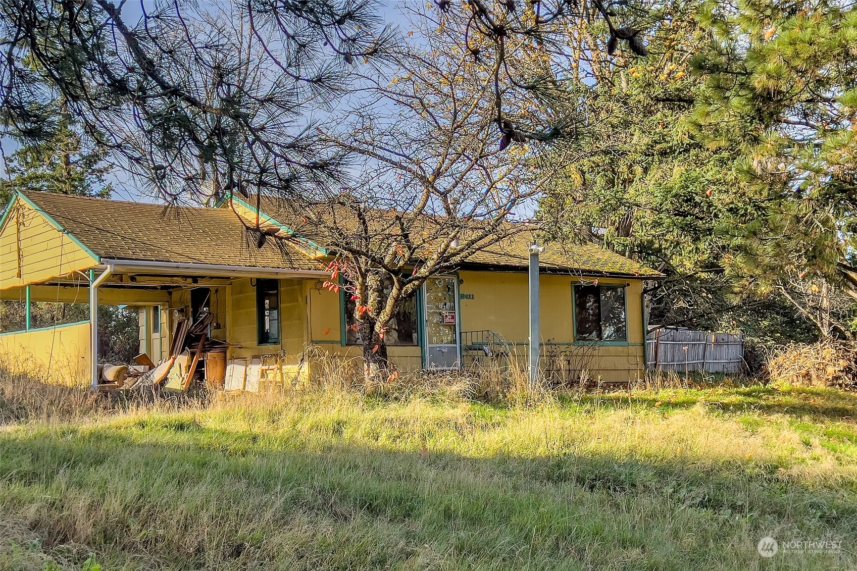 main property photo 9