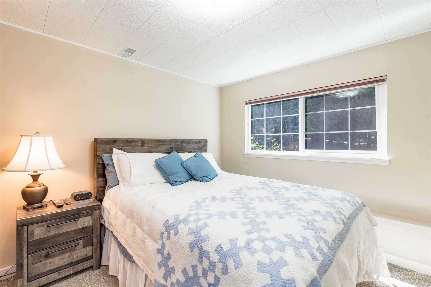 property viewer photo 25