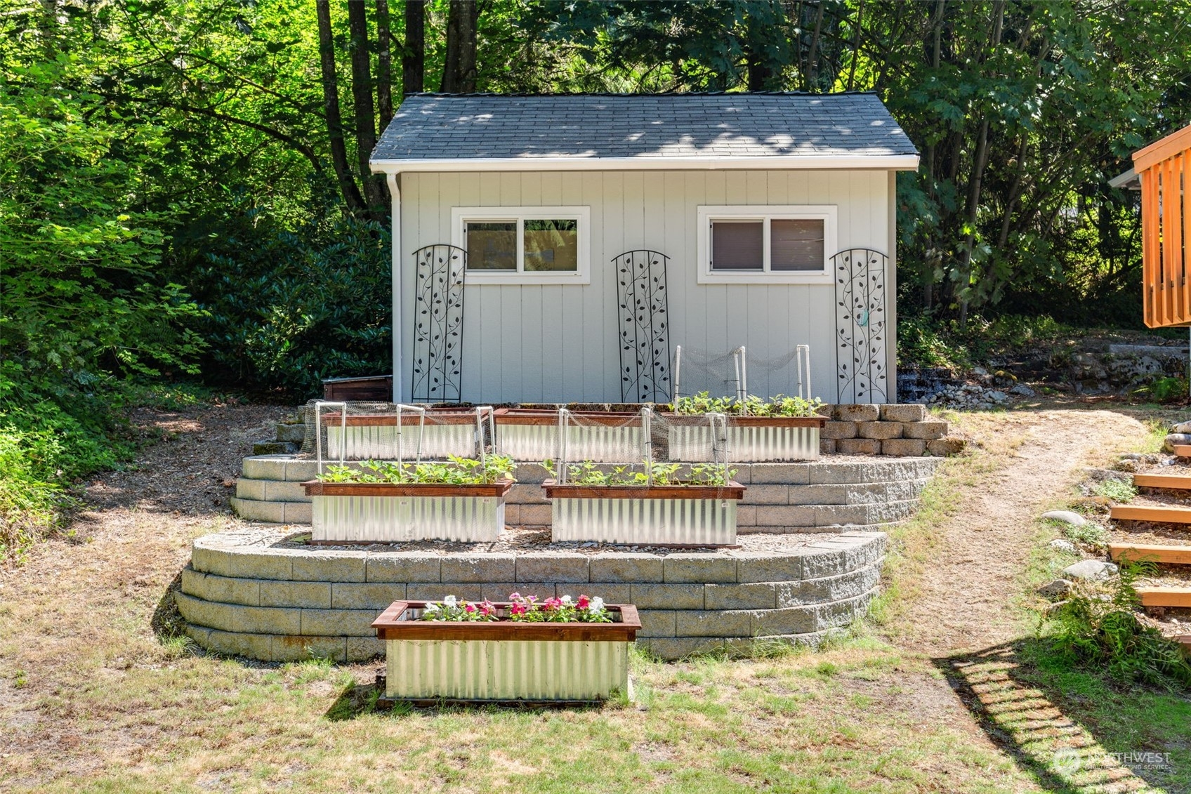 property viewer photo 33