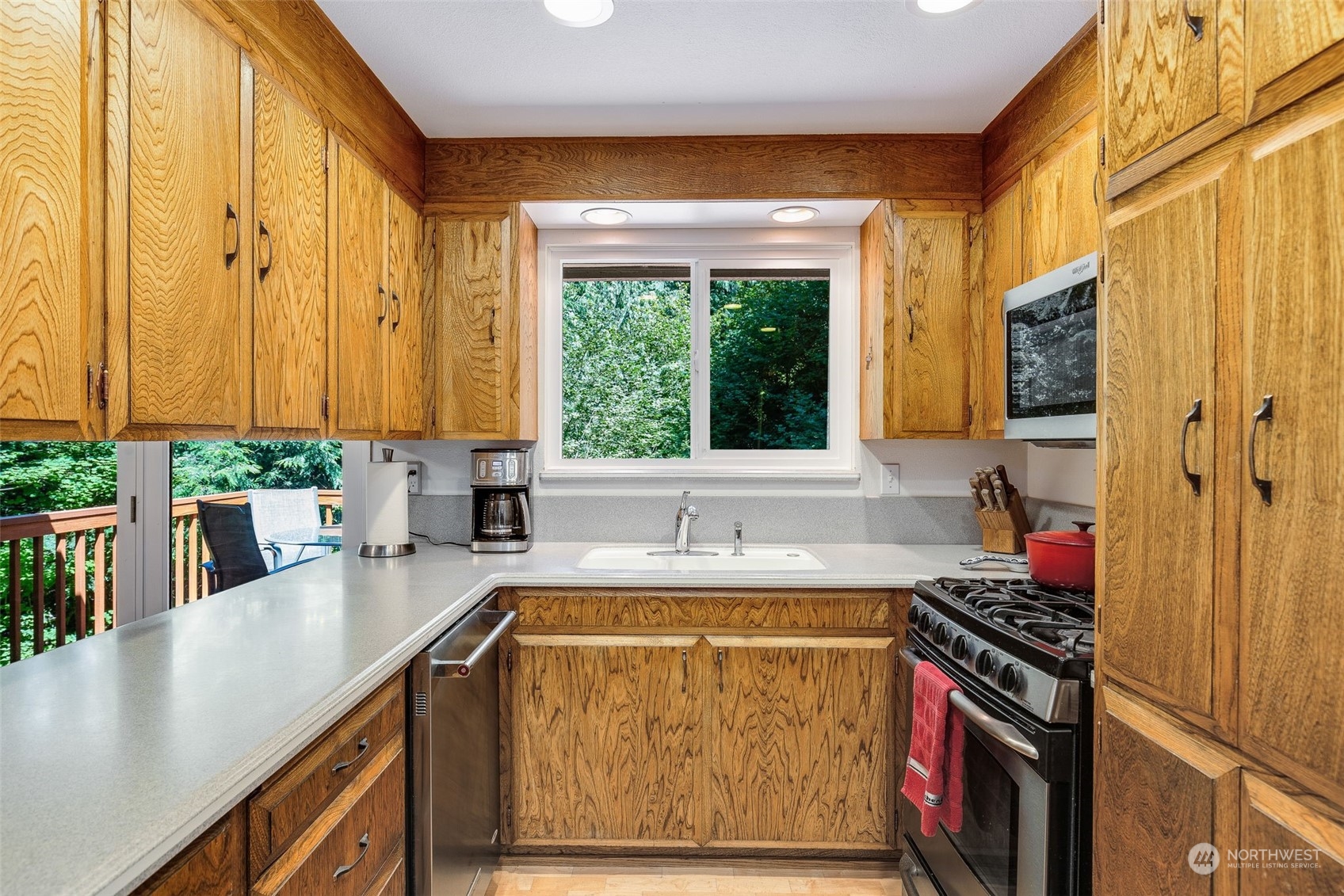 property viewer photo 9