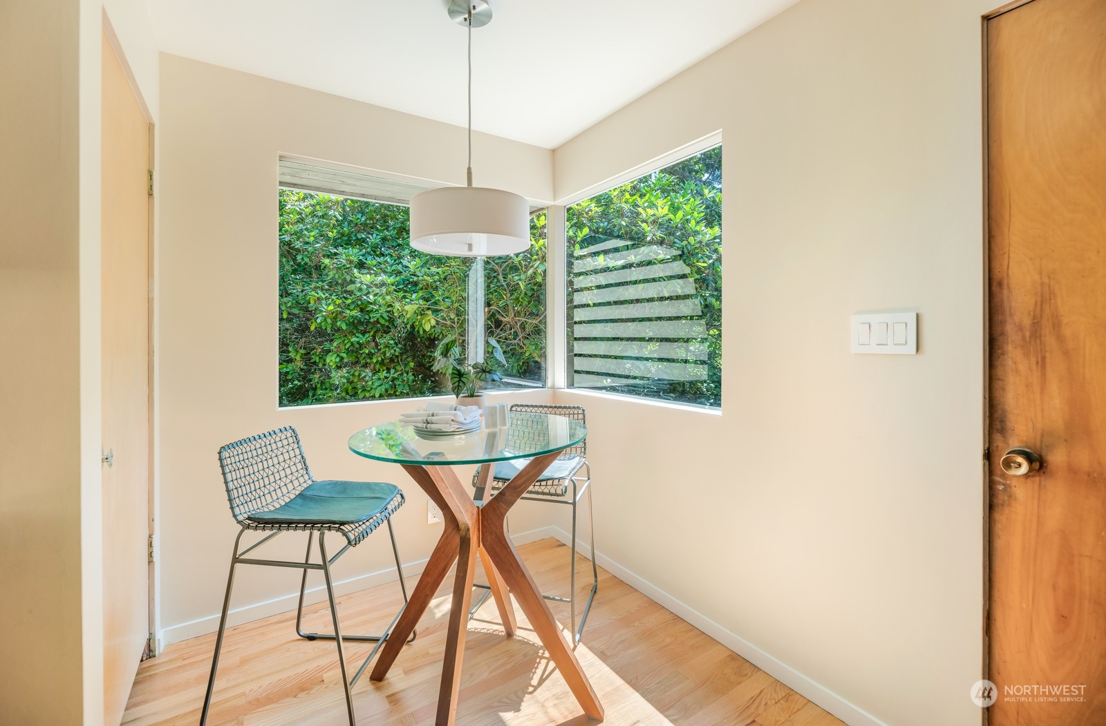 property viewer photo 11