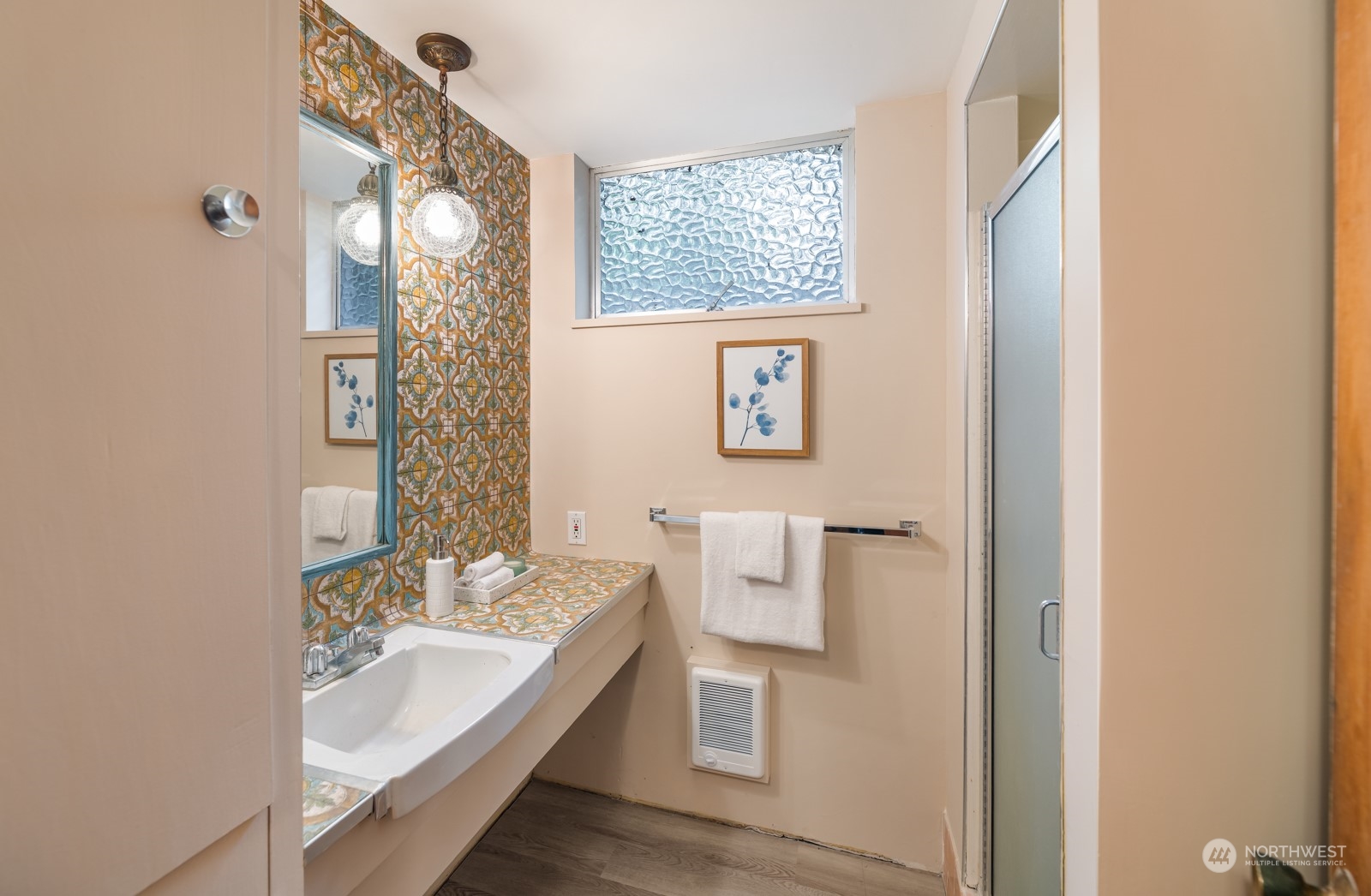 property viewer photo 18
