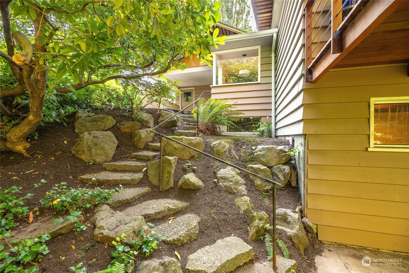property viewer photo 22