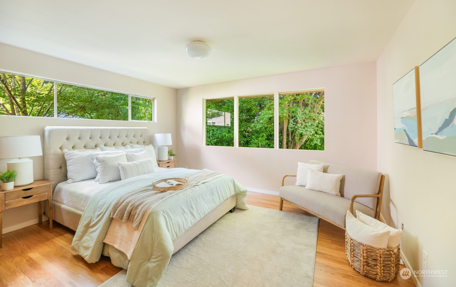property viewer photo 4
