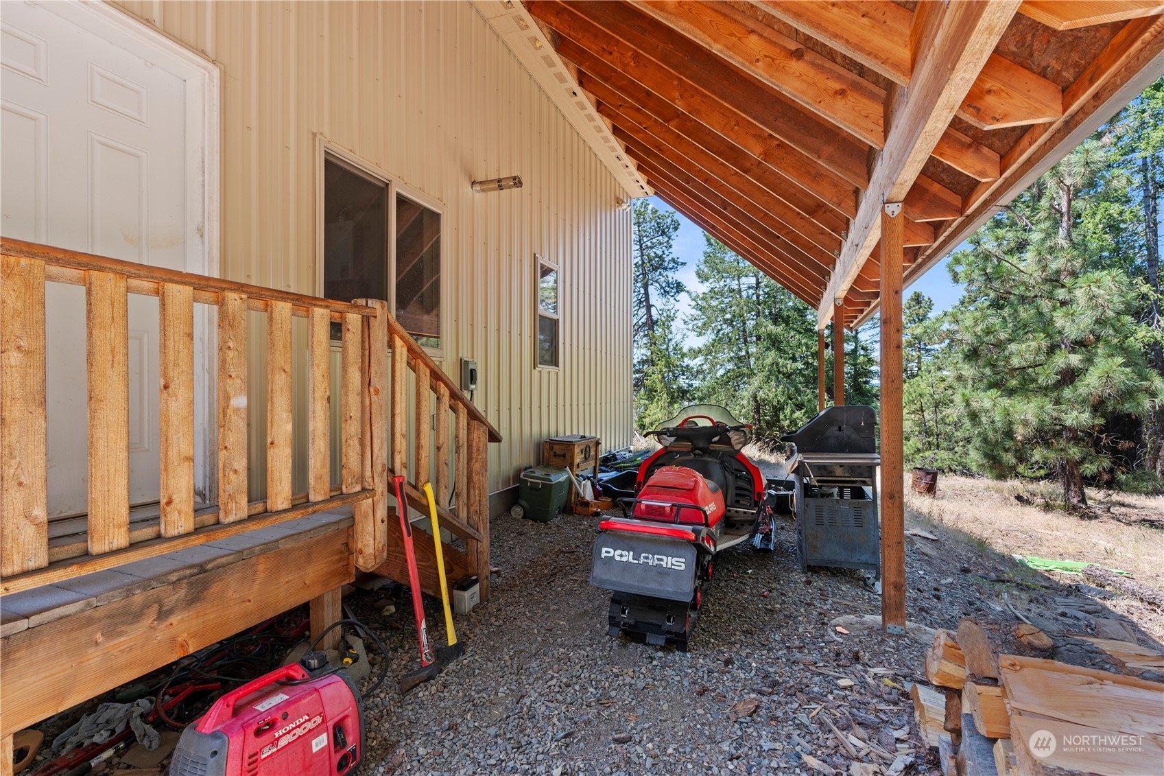 property viewer photo 10
