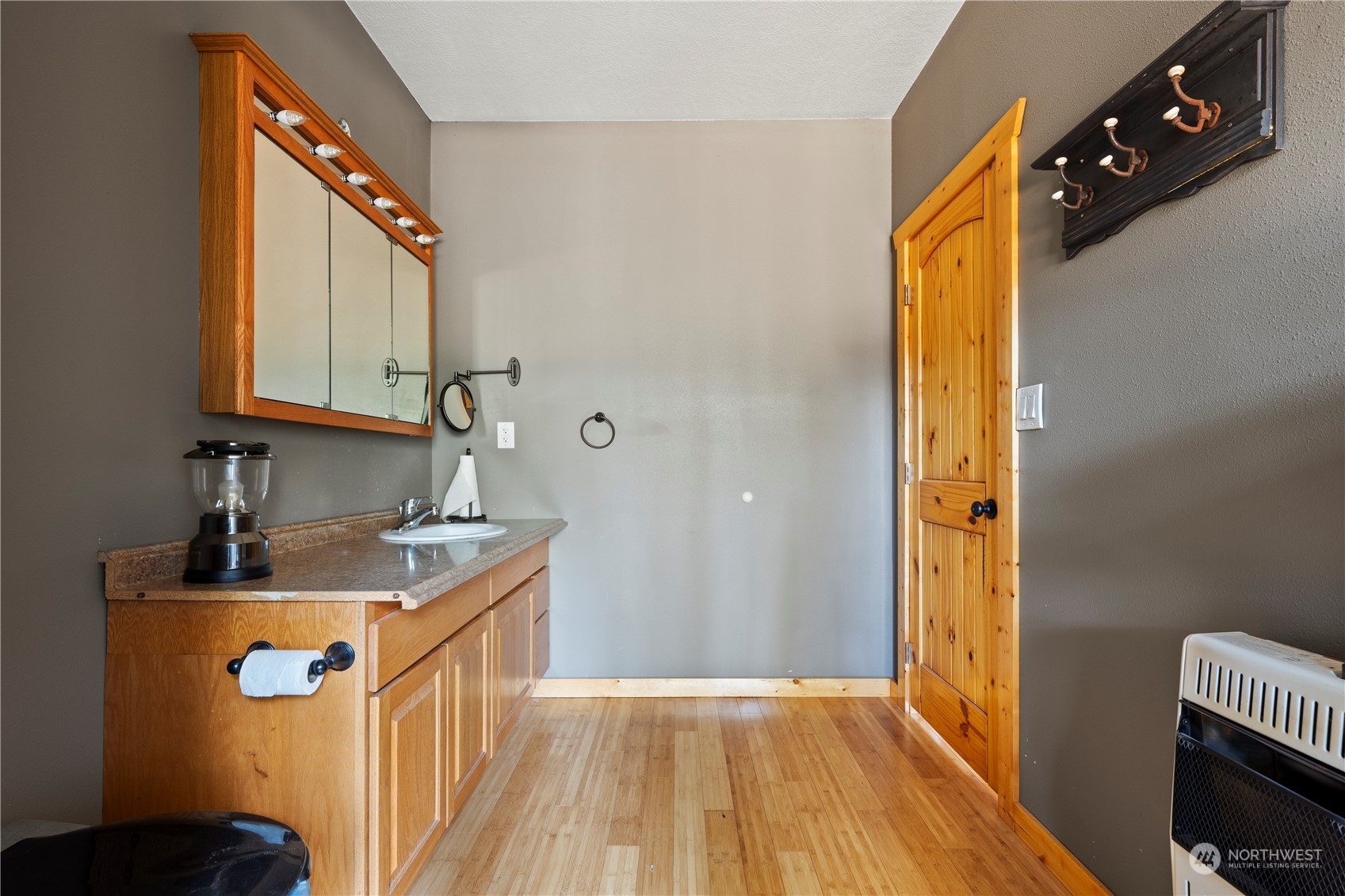 property viewer photo 13