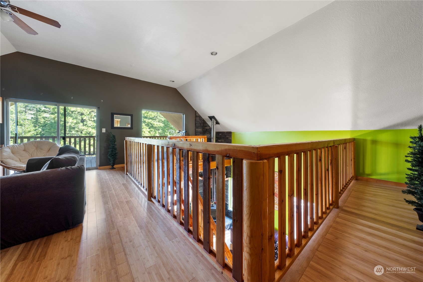 property viewer photo 21