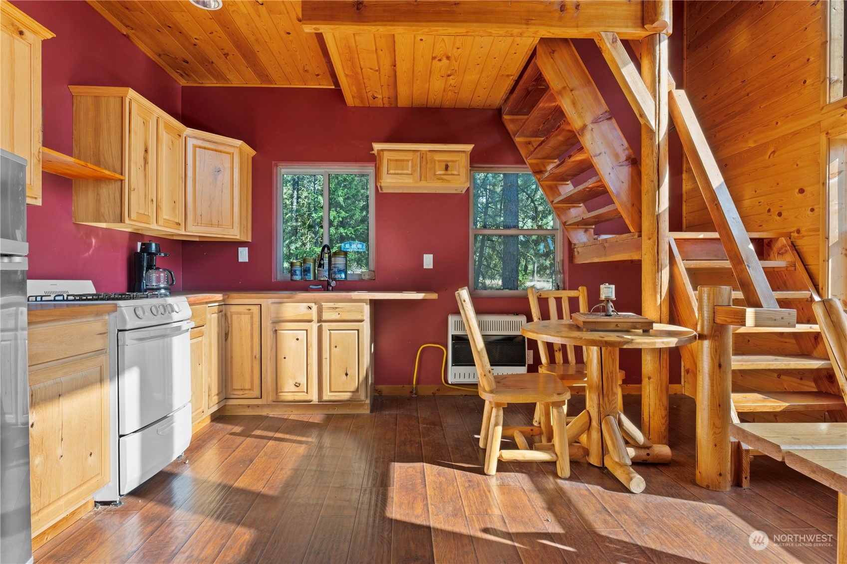 property viewer photo 36