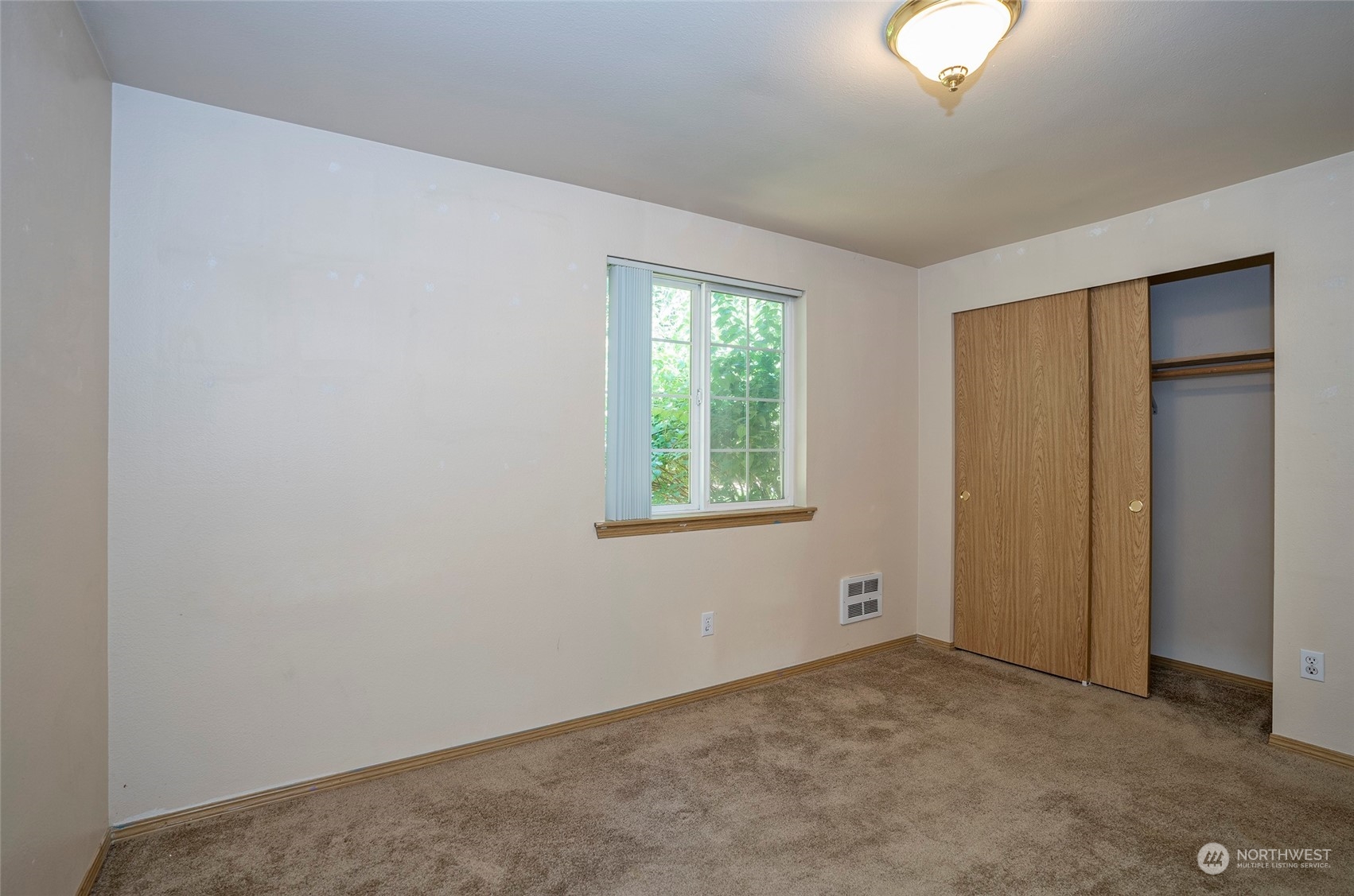 property viewer photo 21