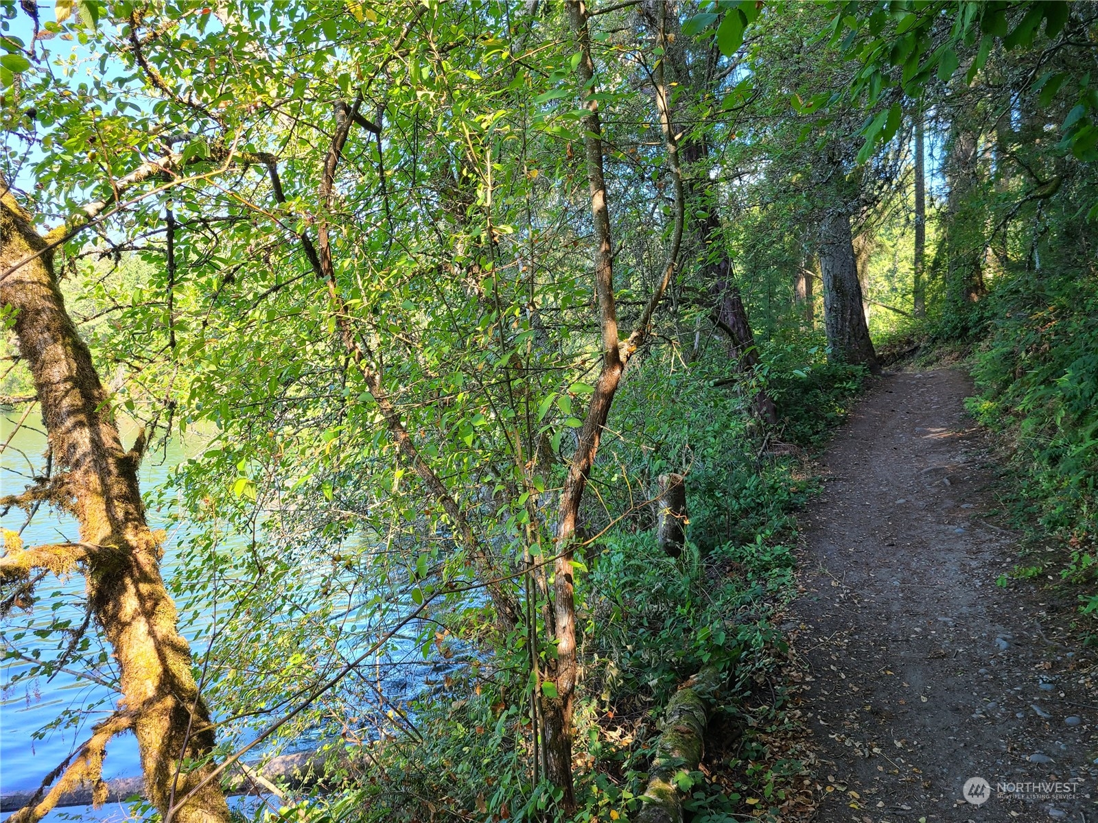 property viewer photo 30