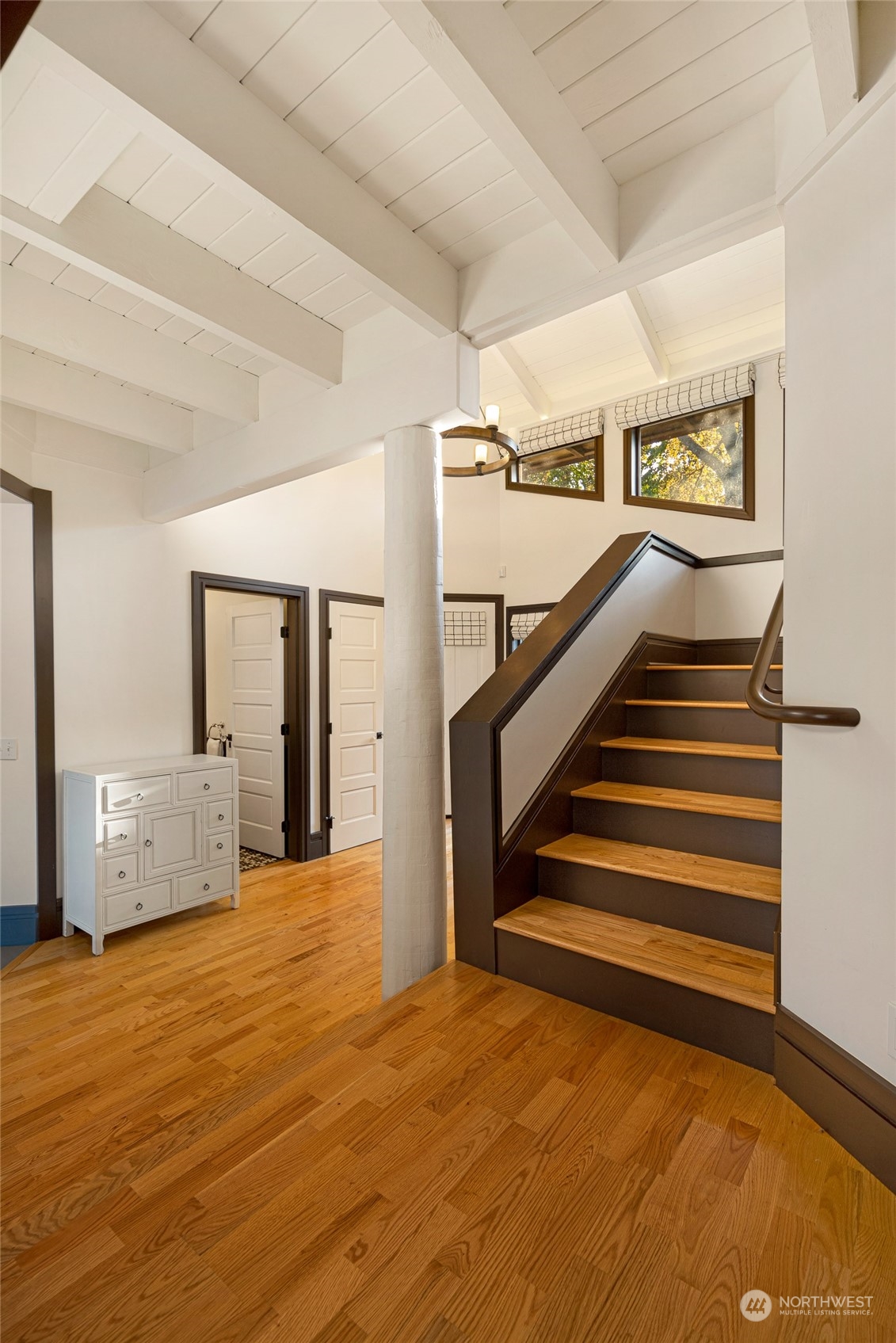 property viewer photo 16