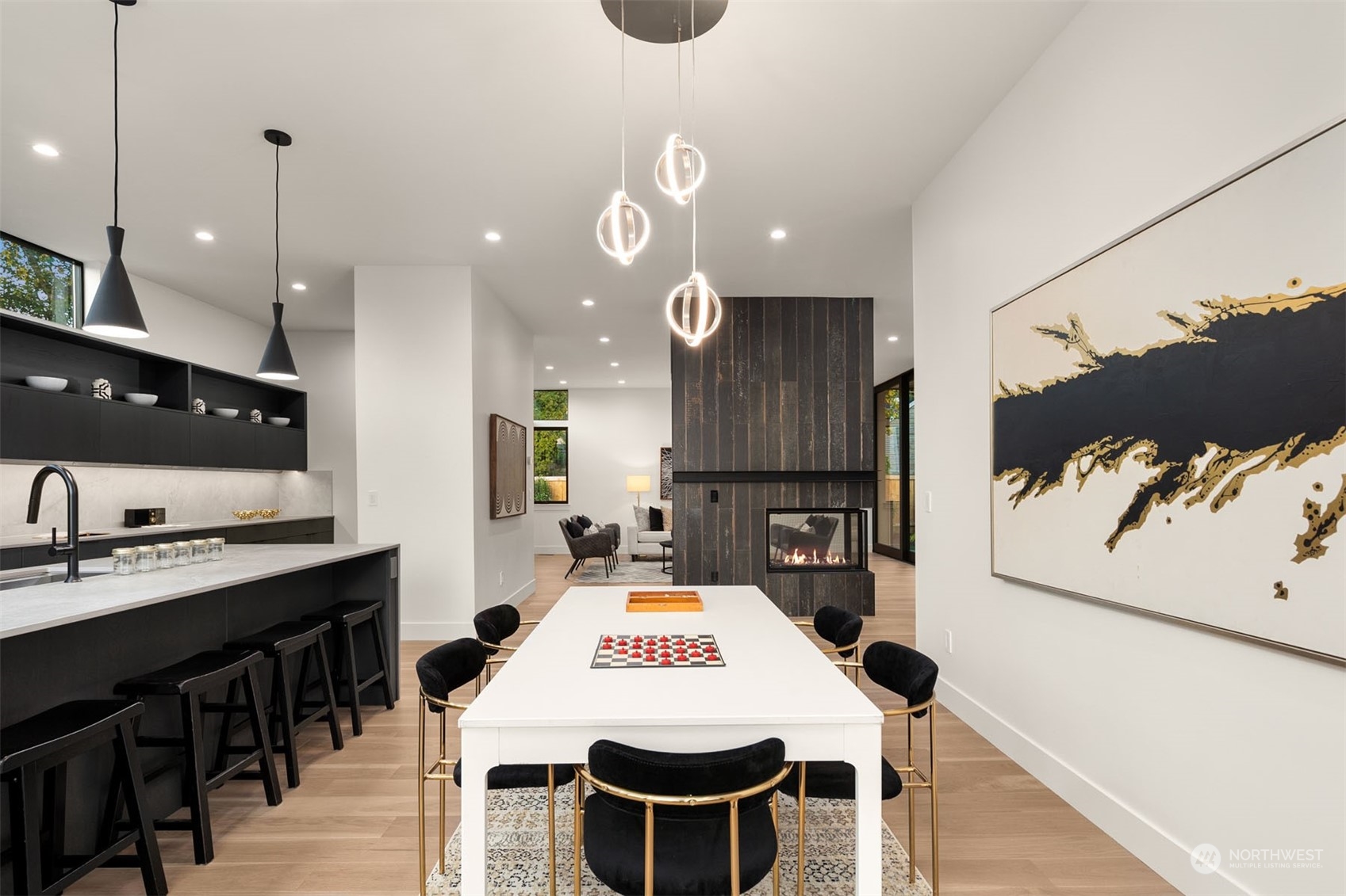 property viewer photo 16
