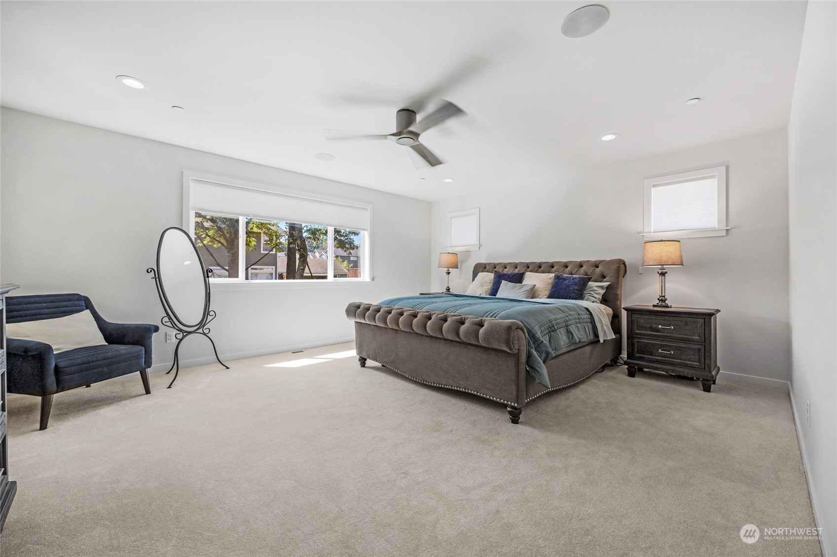 property viewer photo 17