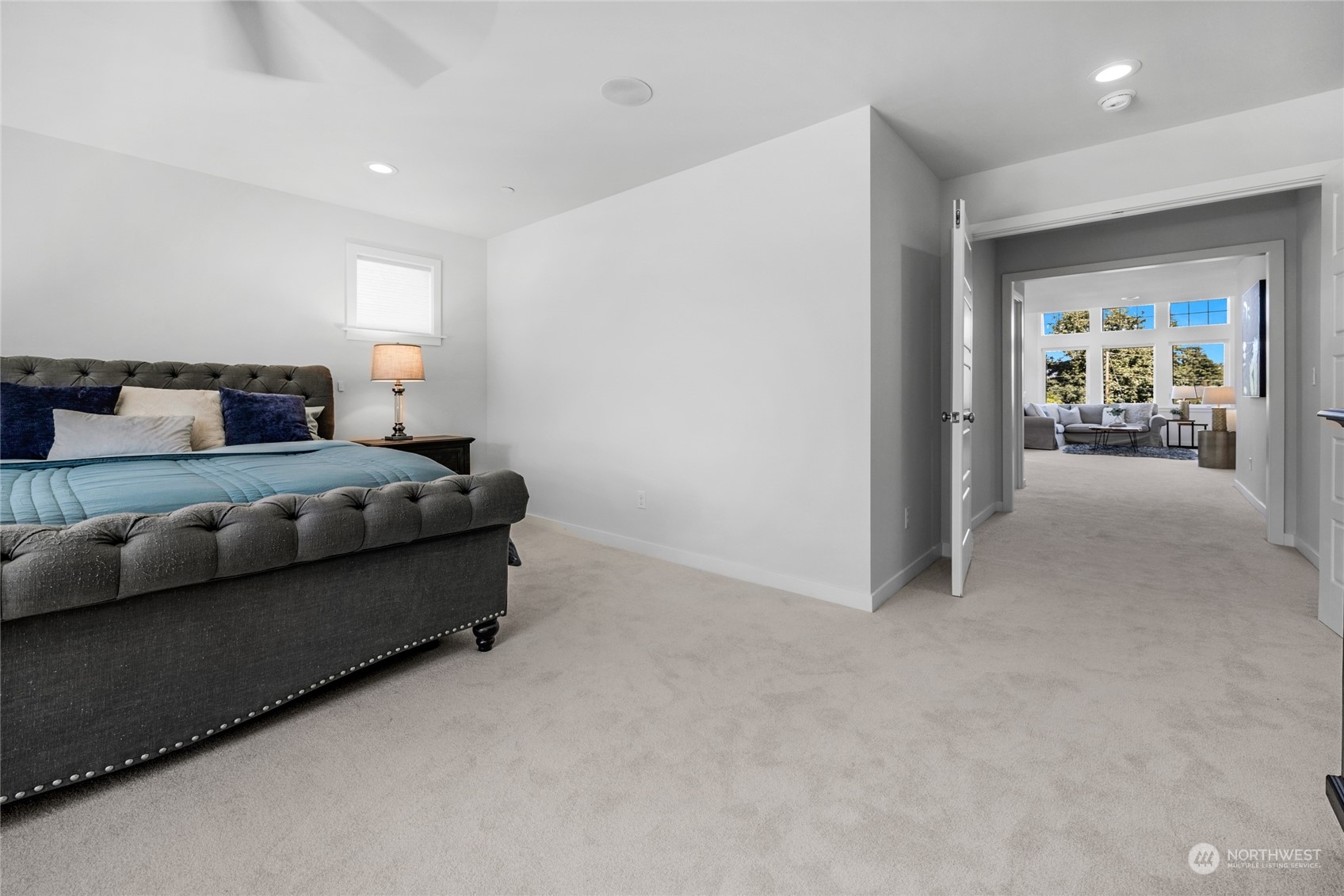 property viewer photo 18