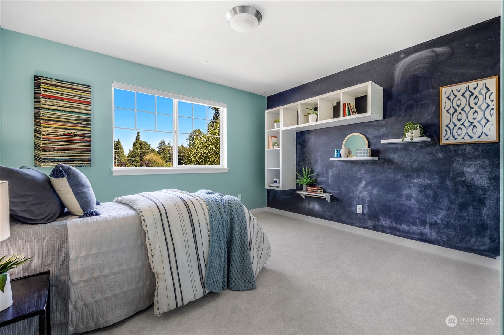 property viewer photo 25