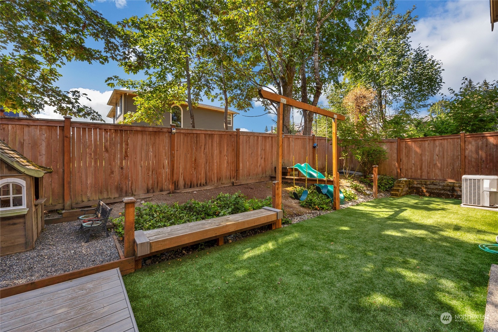 property viewer photo 27