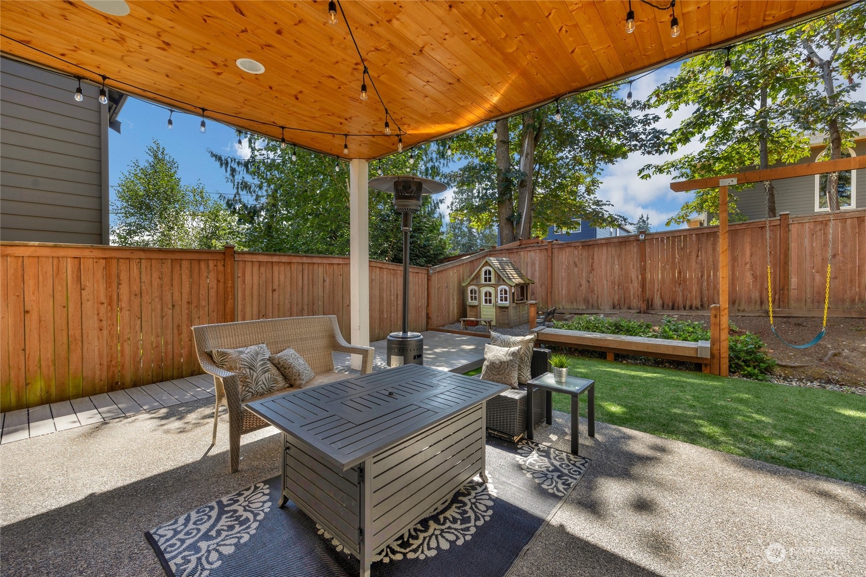 property viewer photo 8