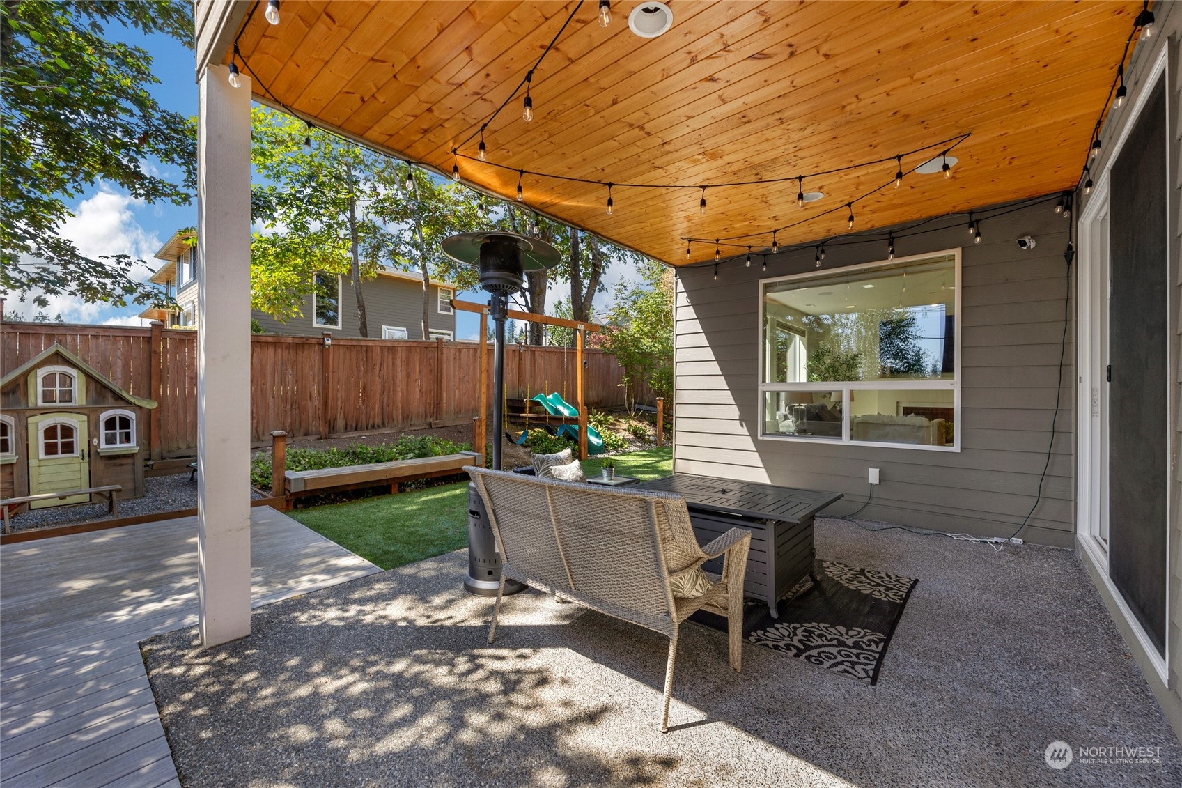 property viewer photo 9