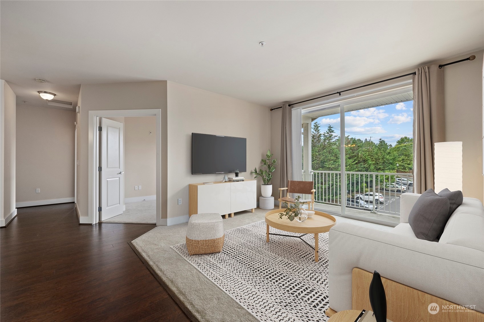 property viewer photo 1