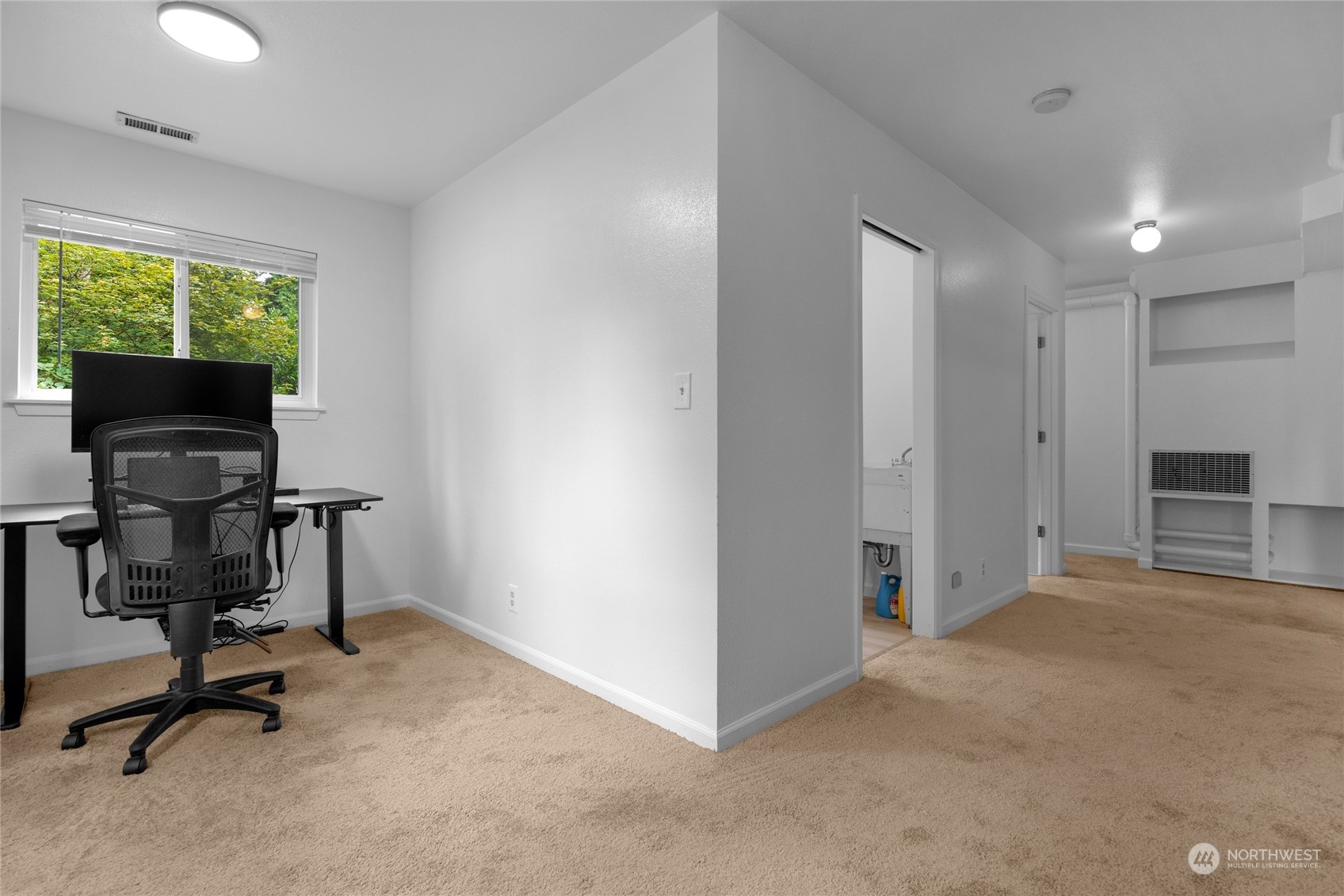property viewer photo 19