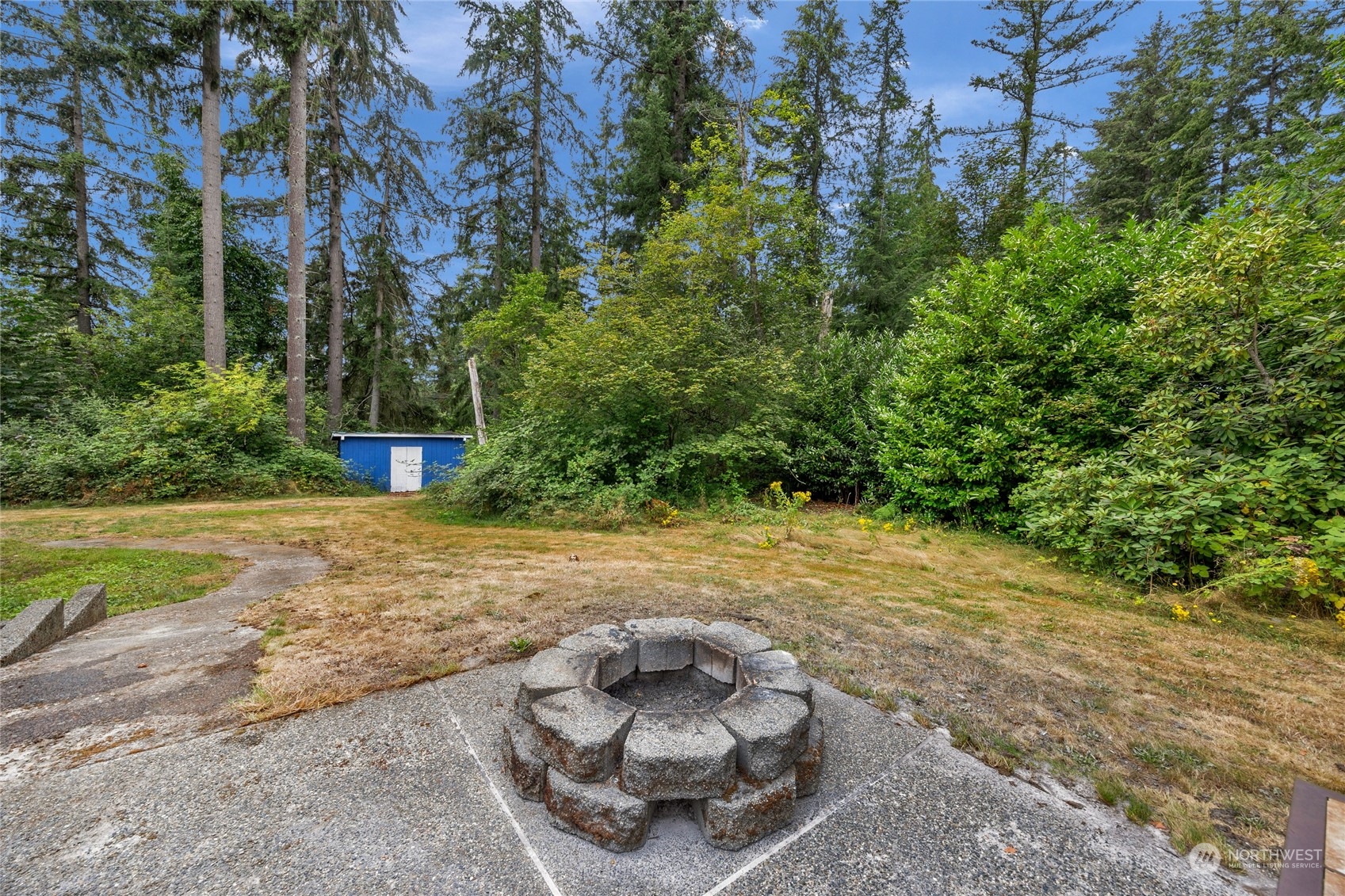 property viewer photo 25