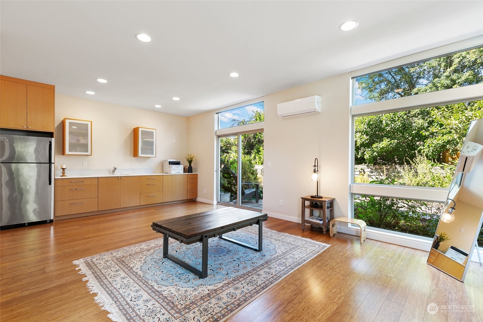 property viewer photo 17
