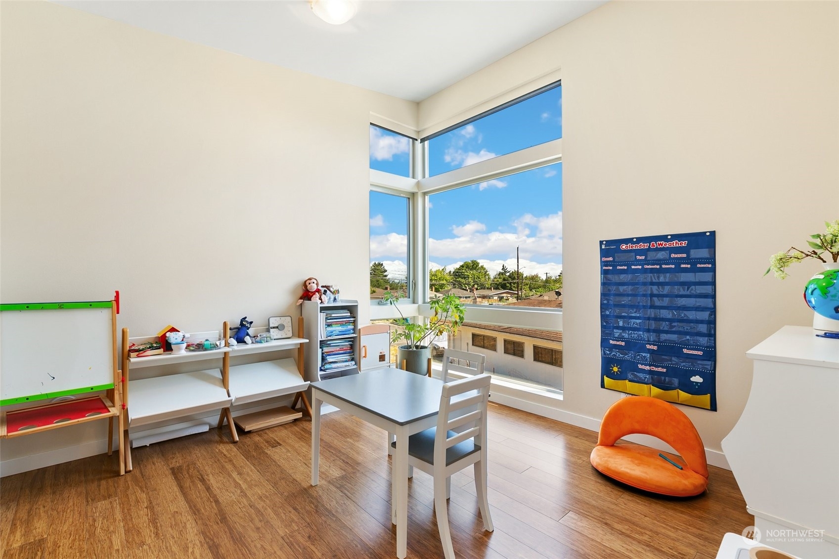 property viewer photo 19