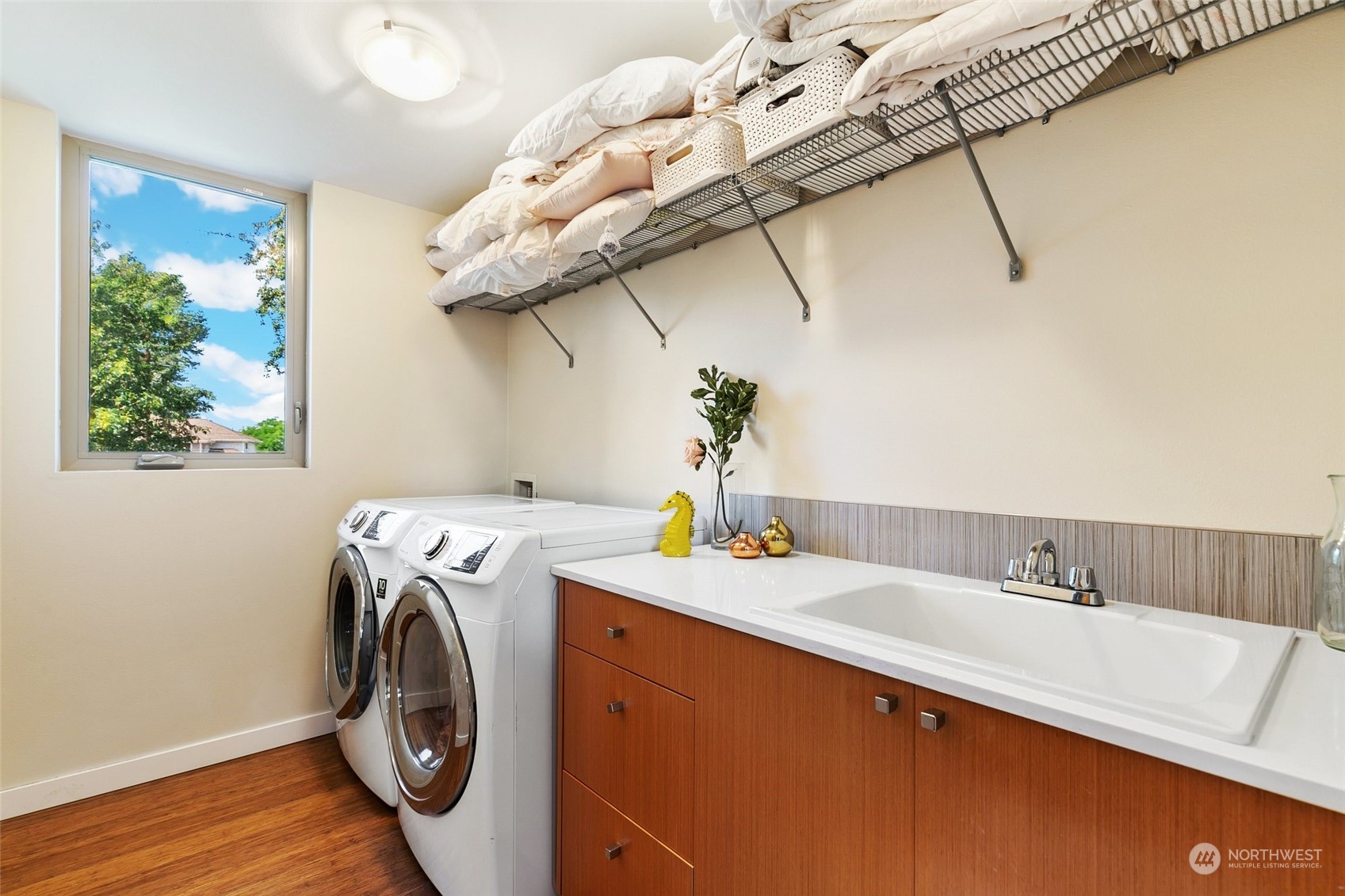 property viewer photo 34