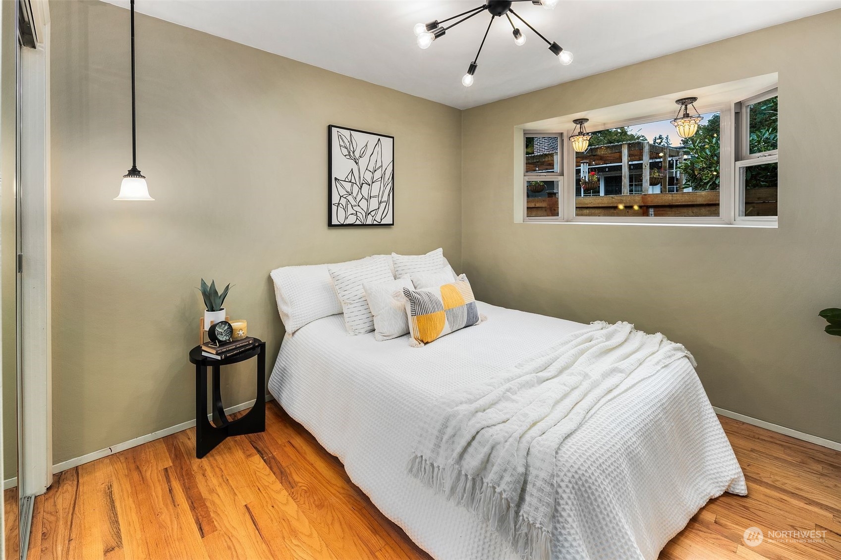 property viewer photo 18