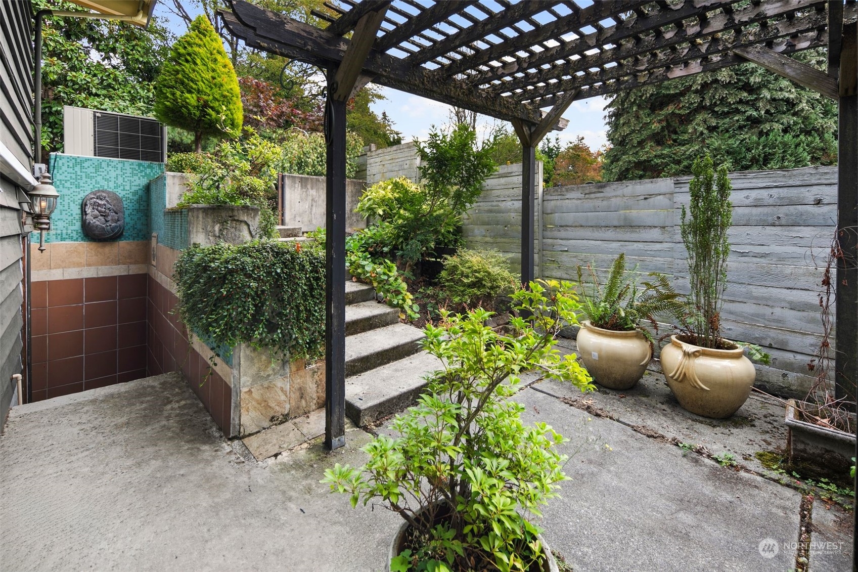 property viewer photo 32