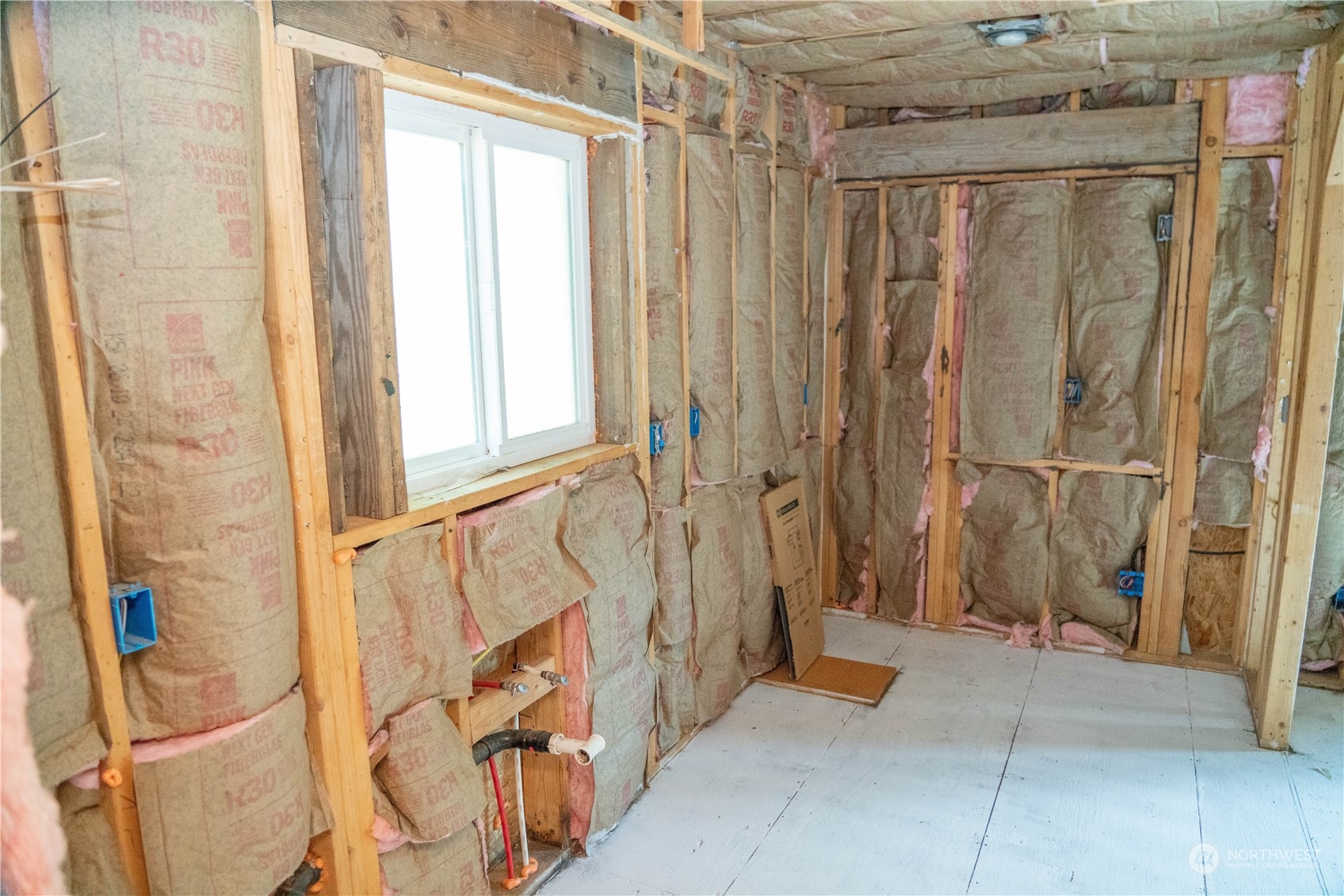 property viewer photo 26