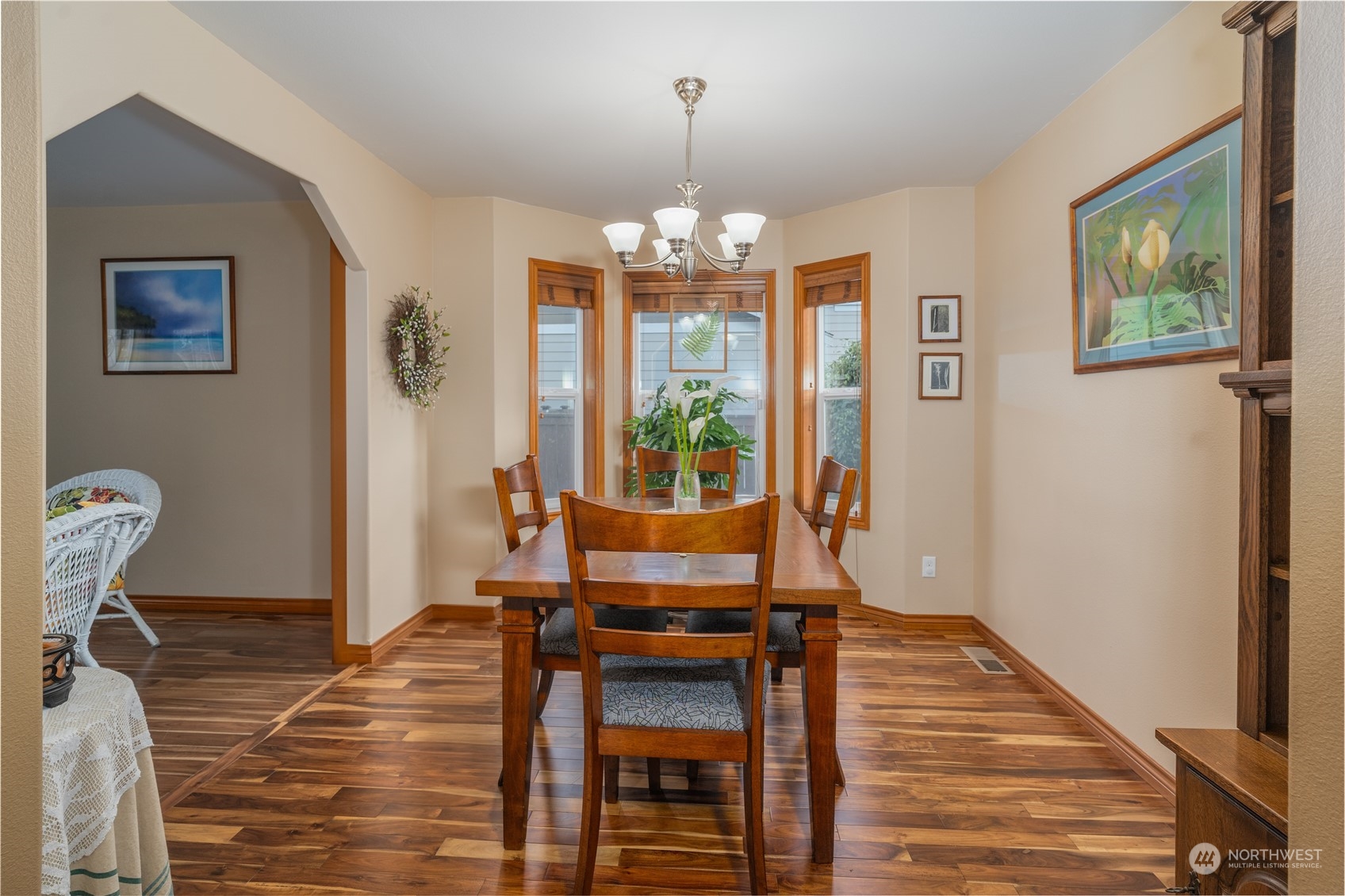 property viewer photo 6