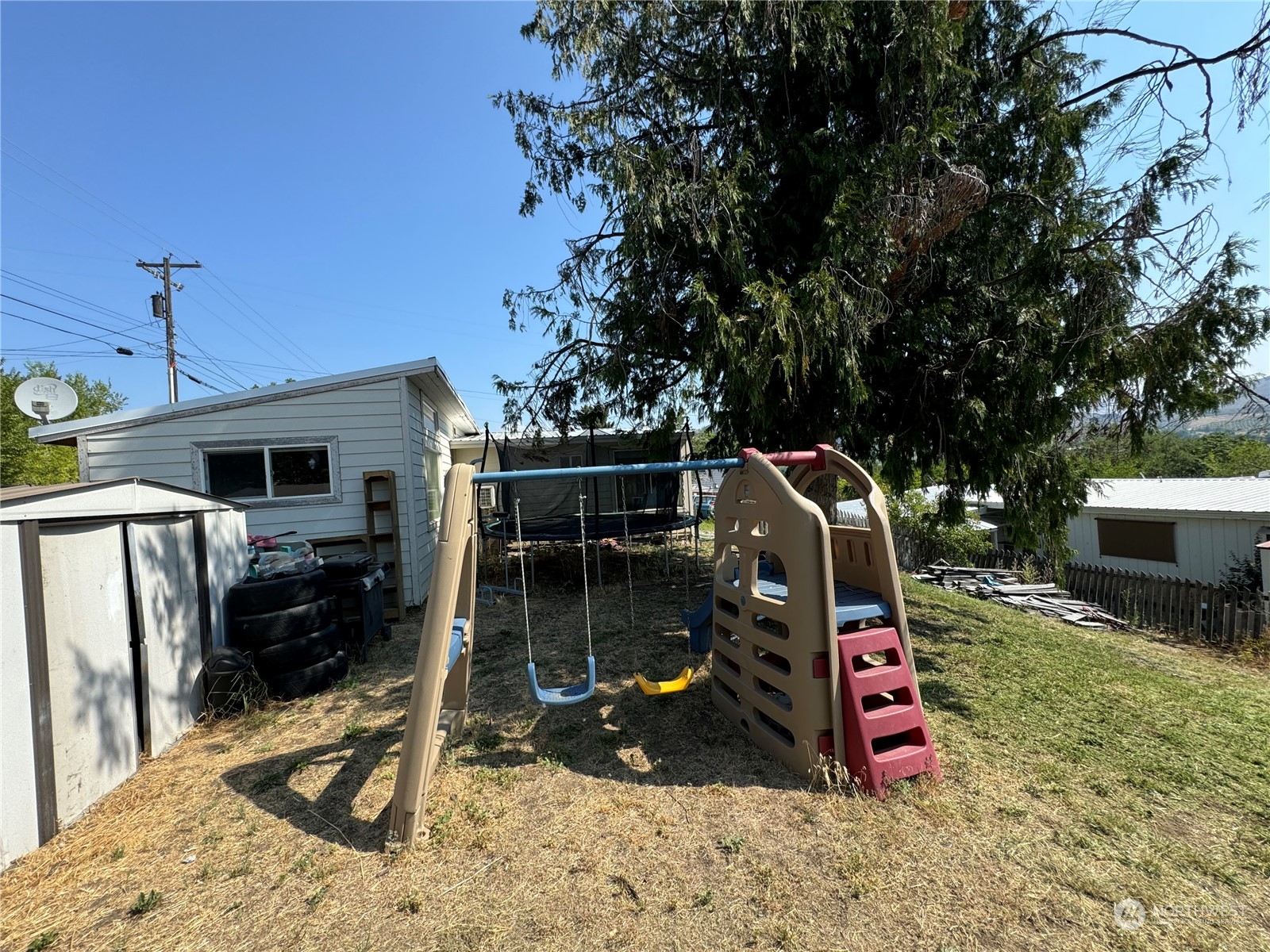property viewer photo 17