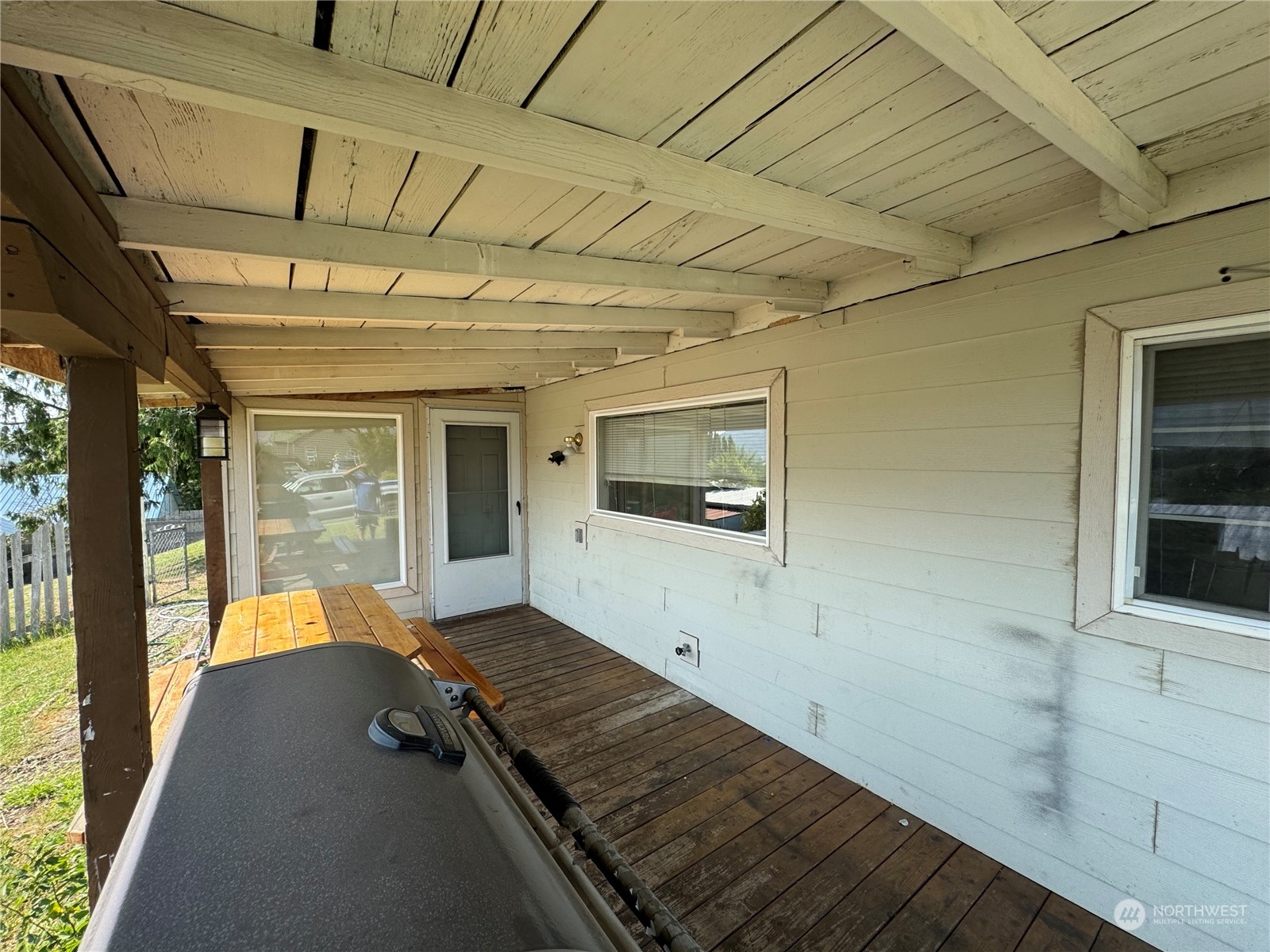 property viewer photo 2