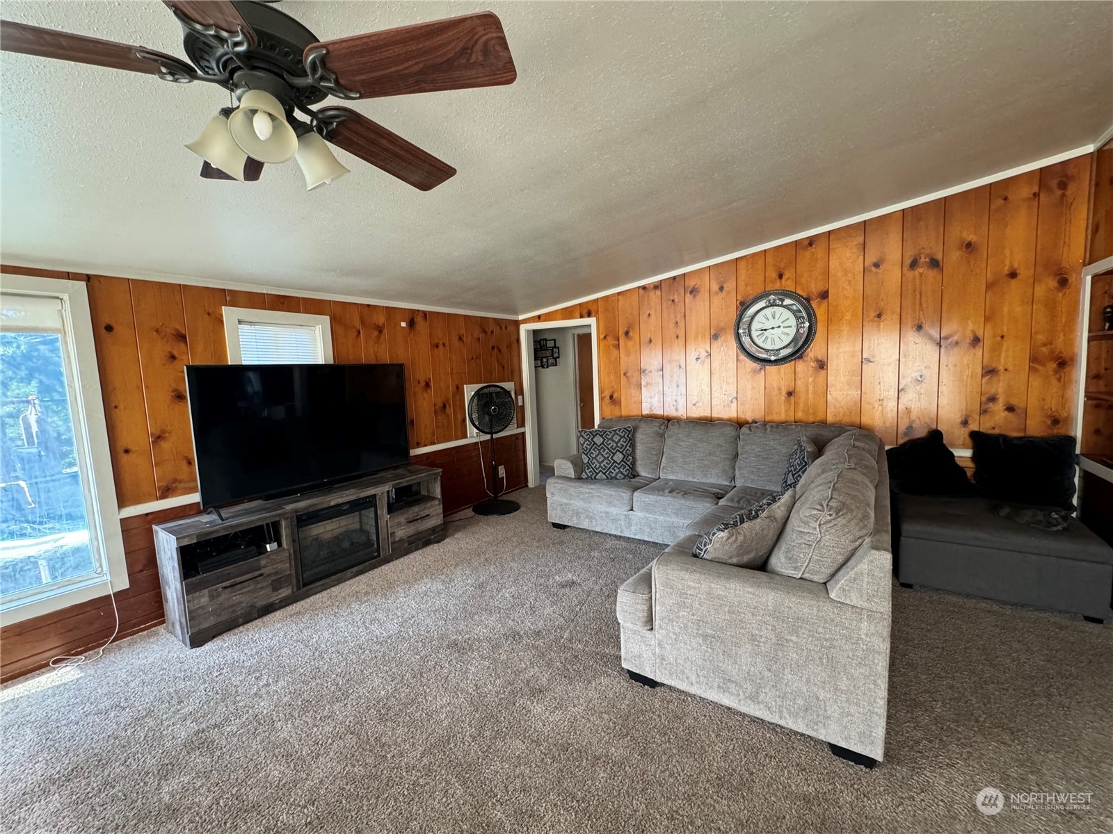 property viewer photo 6