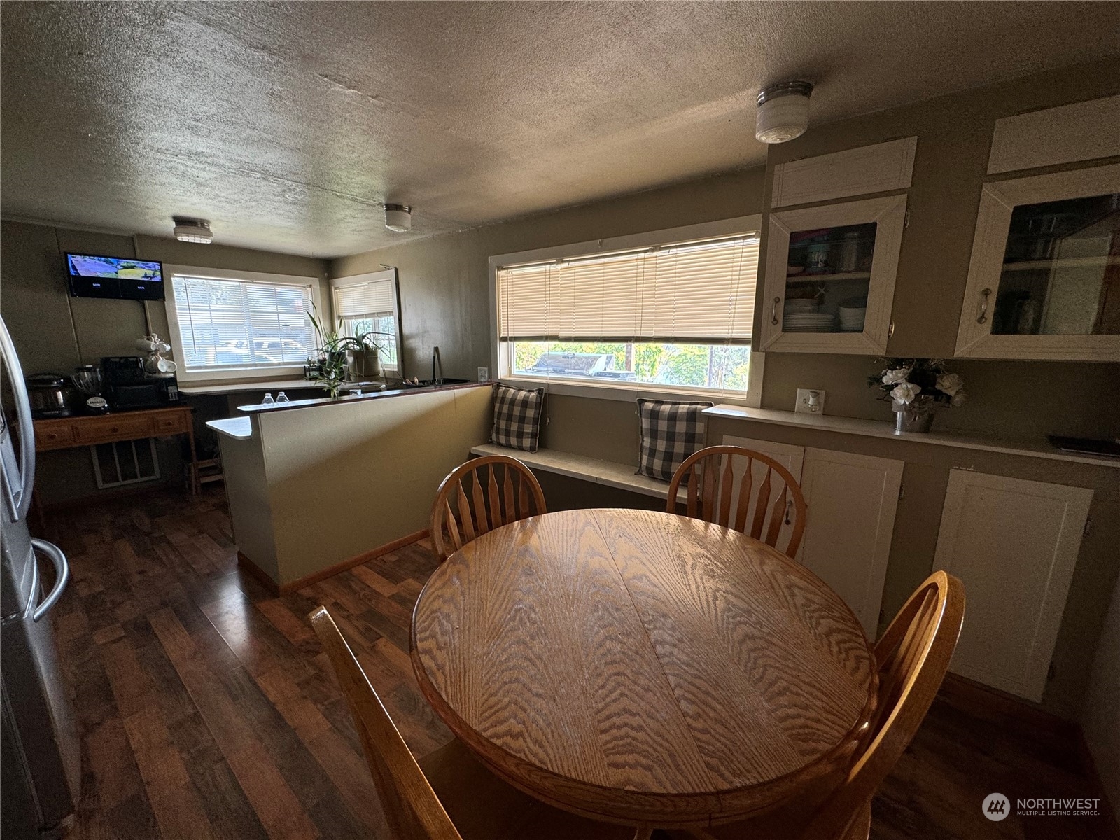 property viewer photo 9