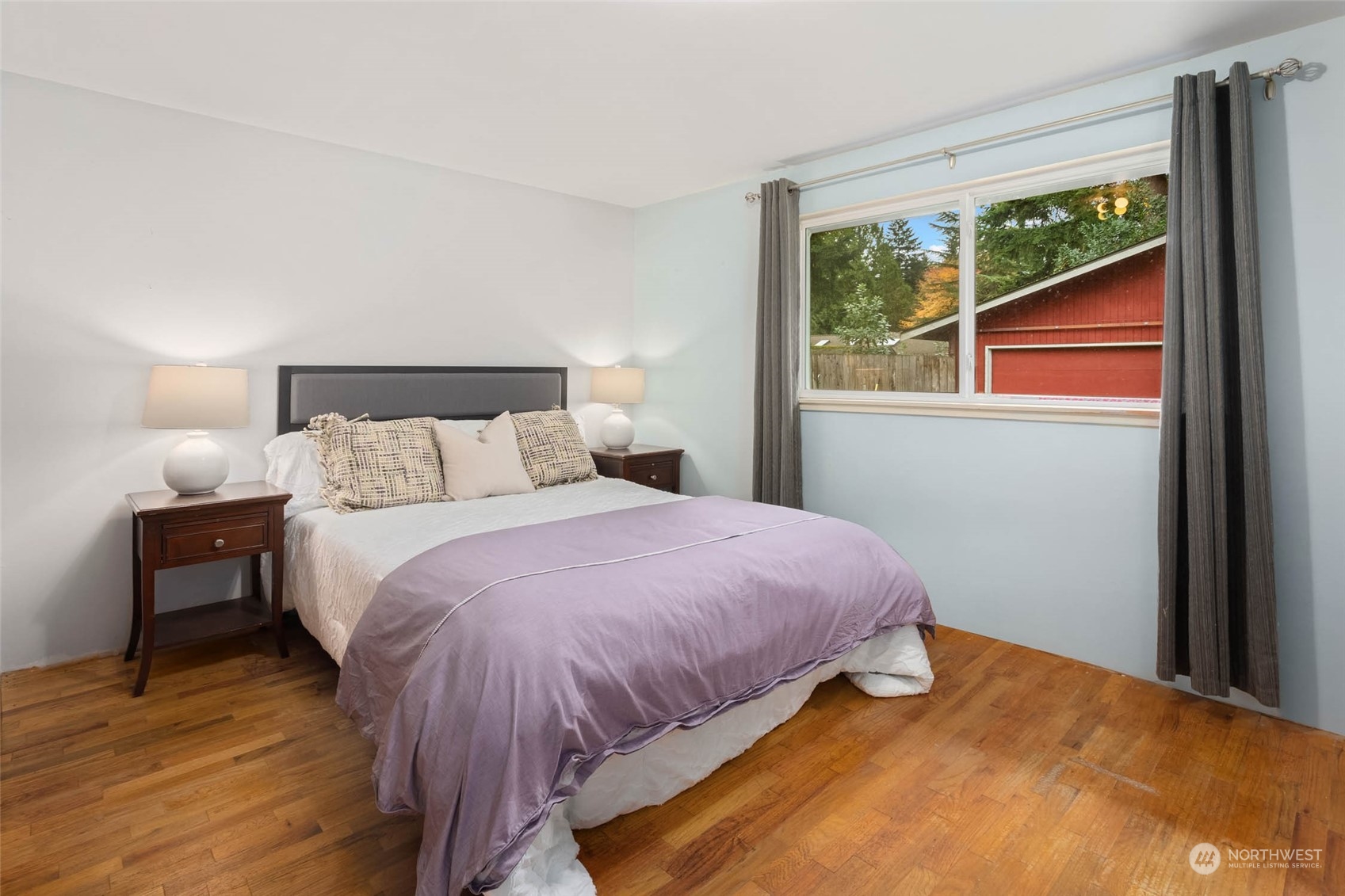 property viewer photo 18