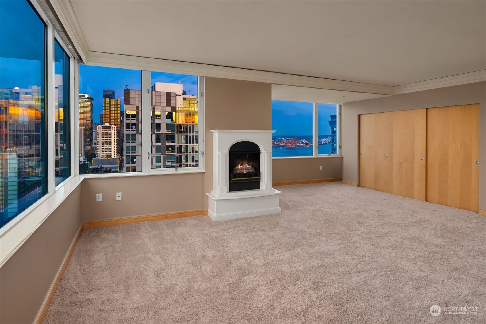 property viewer photo 18