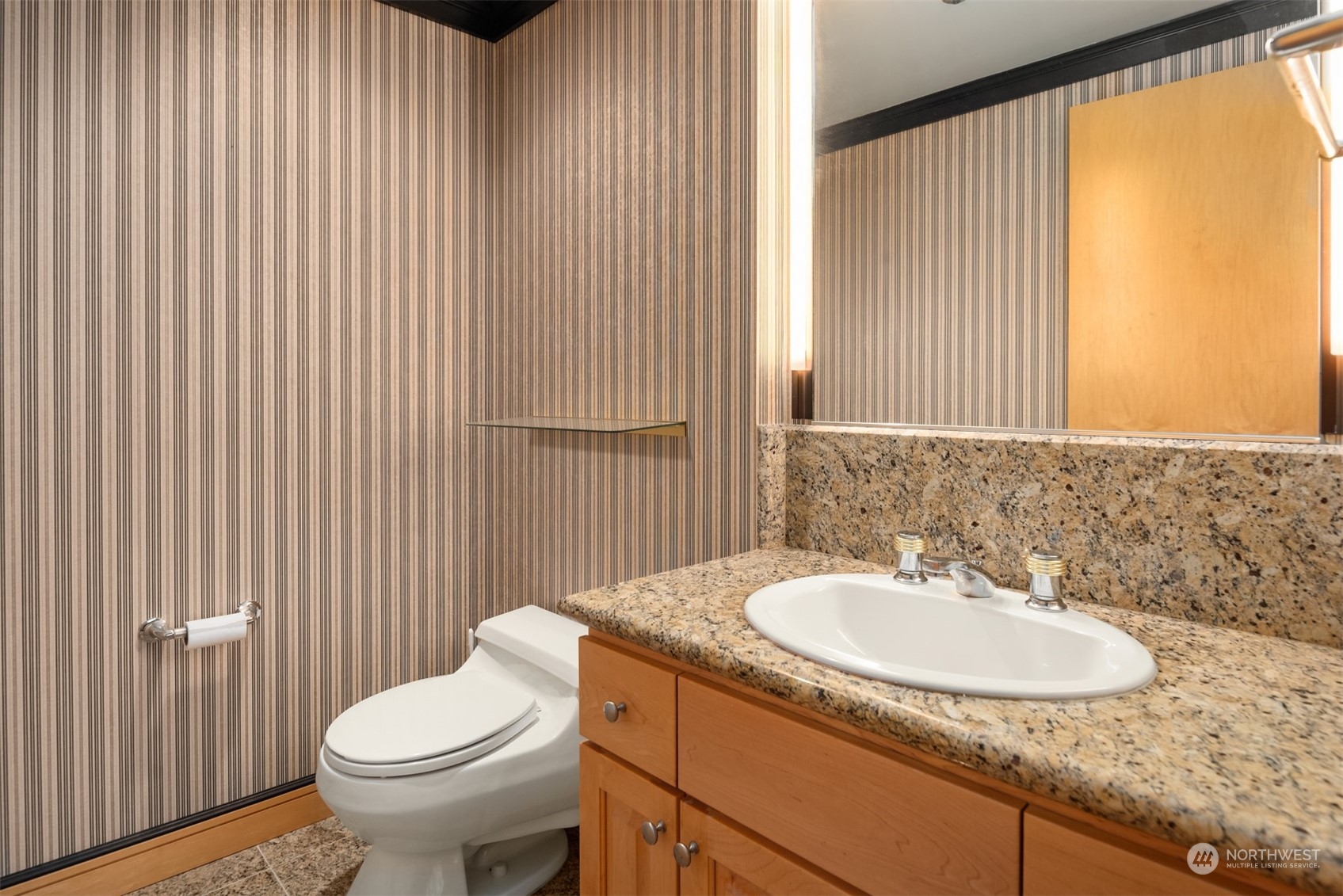 property viewer photo 25
