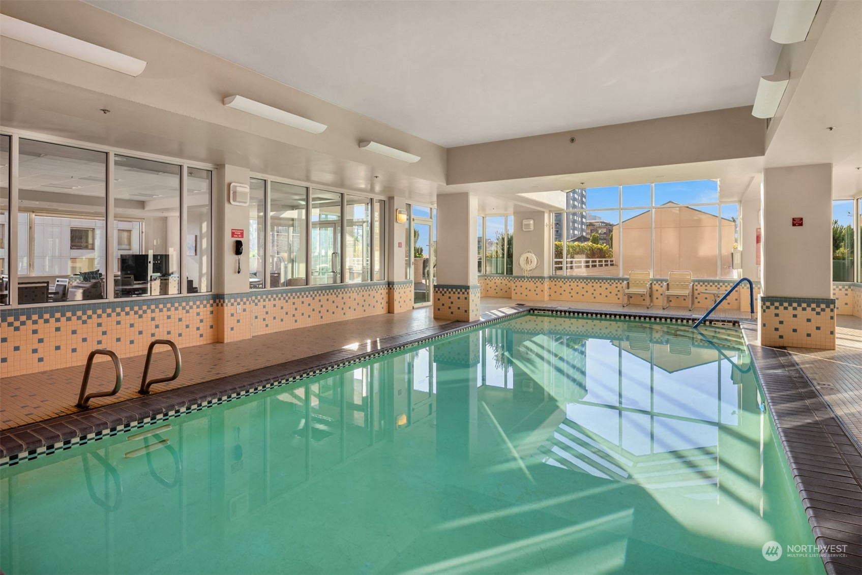 property viewer photo 32