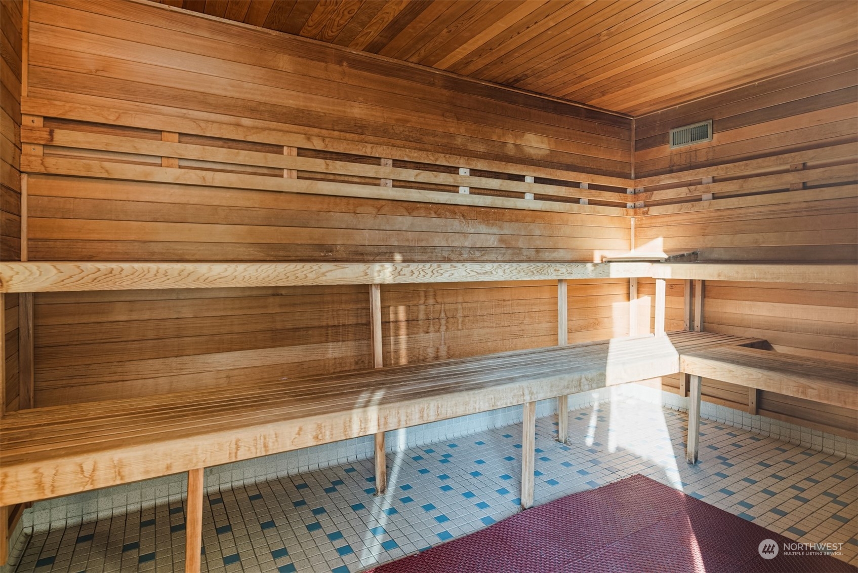 property viewer photo 33