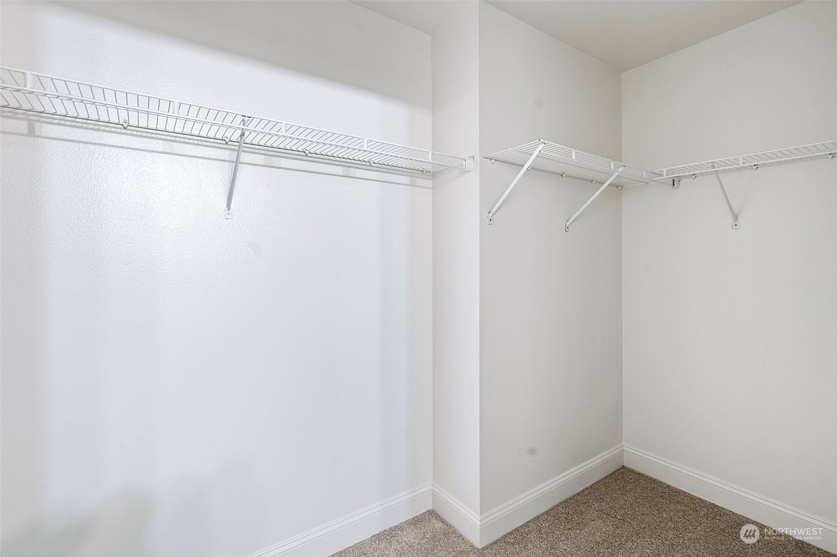 property viewer photo 15